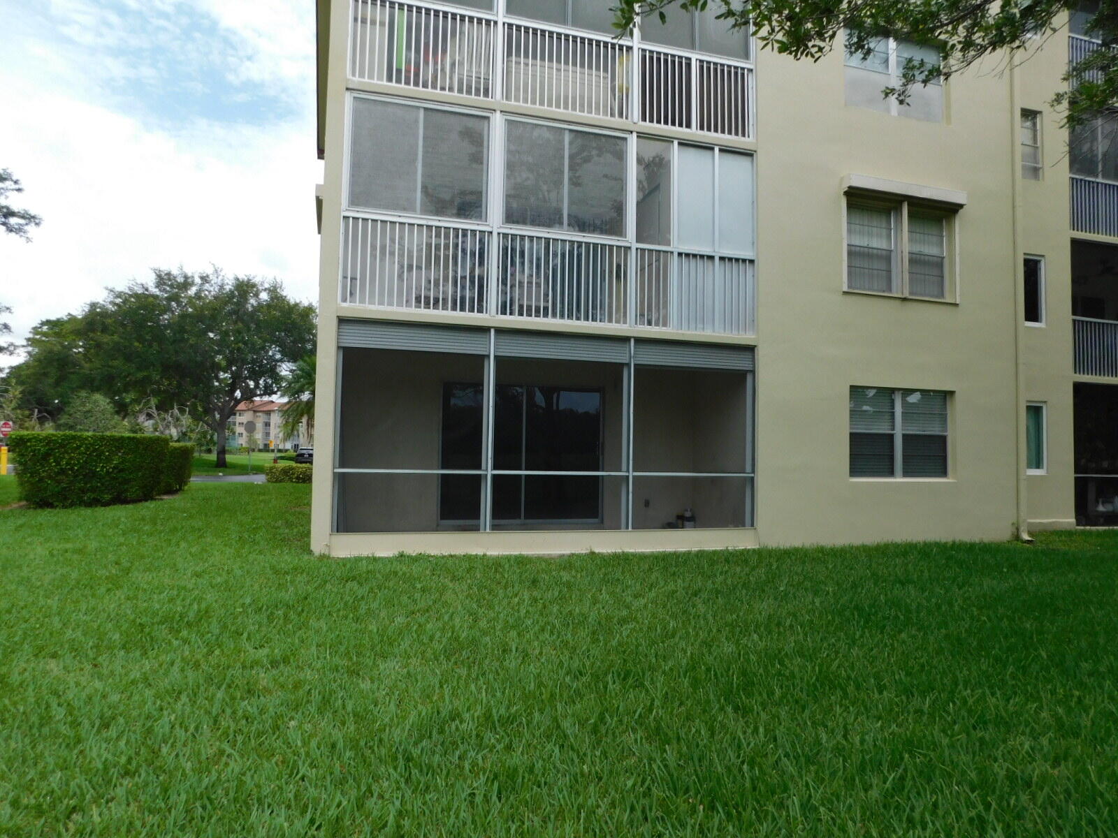 BUCKINGHAM AT CENTURY VILLAGE - Residential Lease