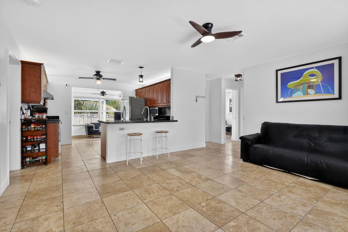 AVON HEIGHTS - Residential