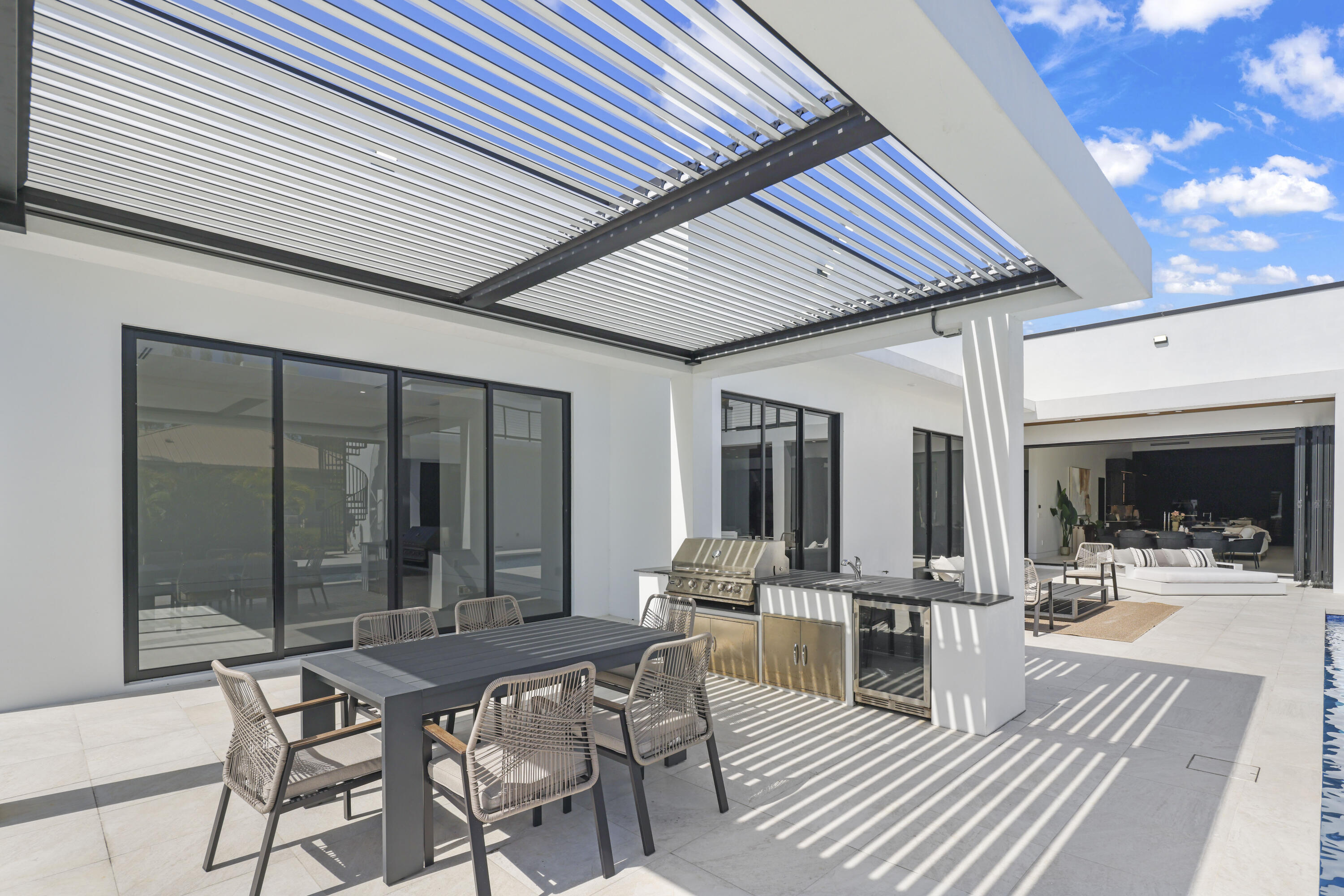 PINE TREE ESTATES - Residential Lease