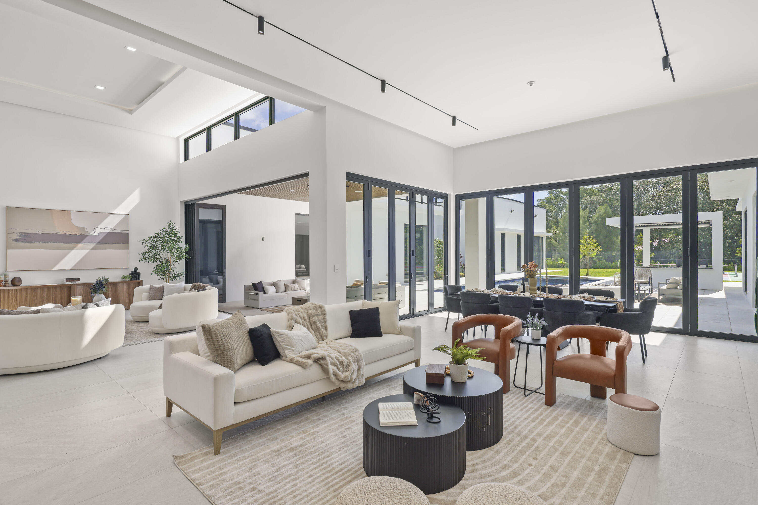 PINE TREE ESTATES - Residential Lease