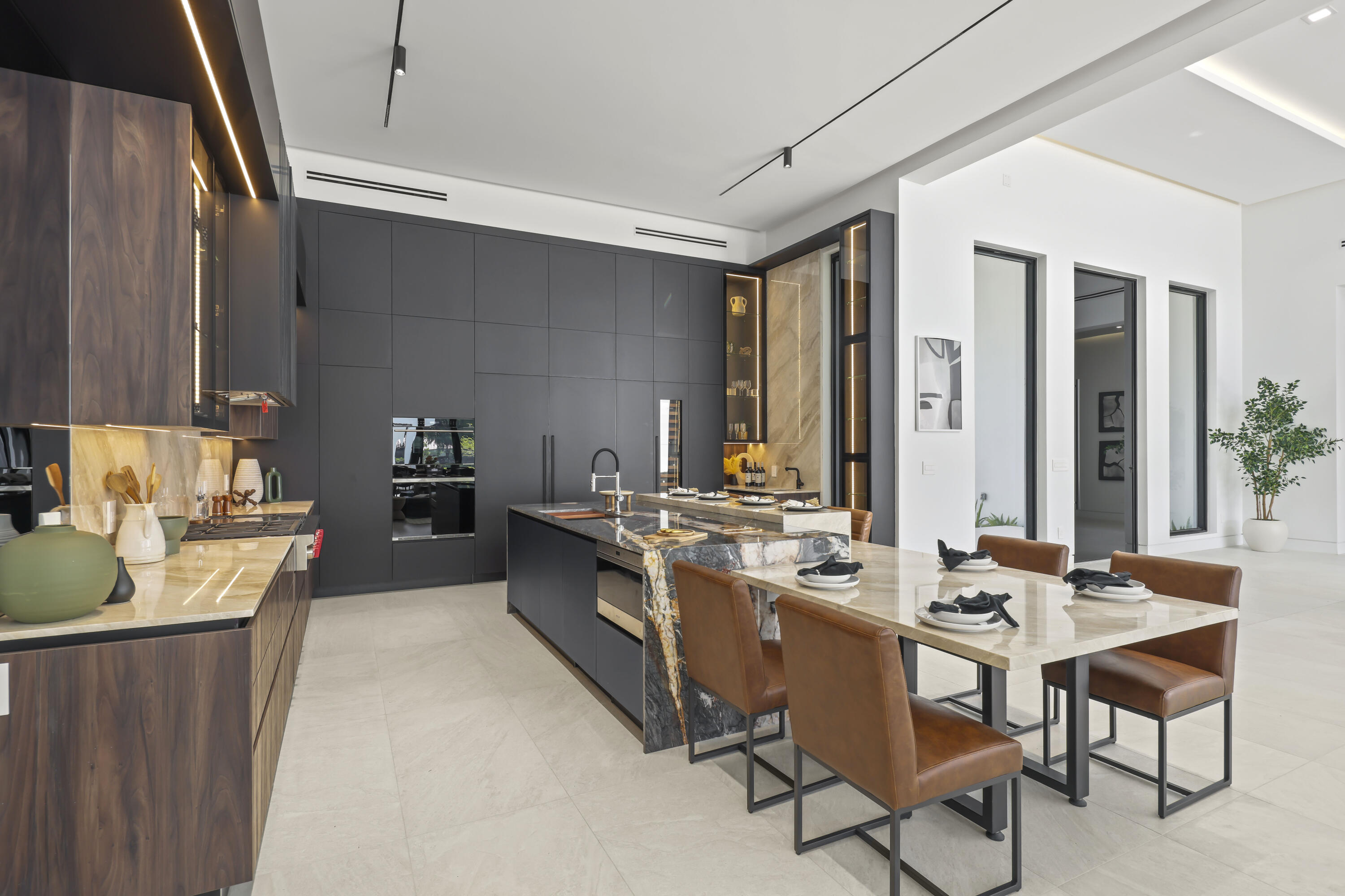 PINE TREE ESTATES - Residential Lease