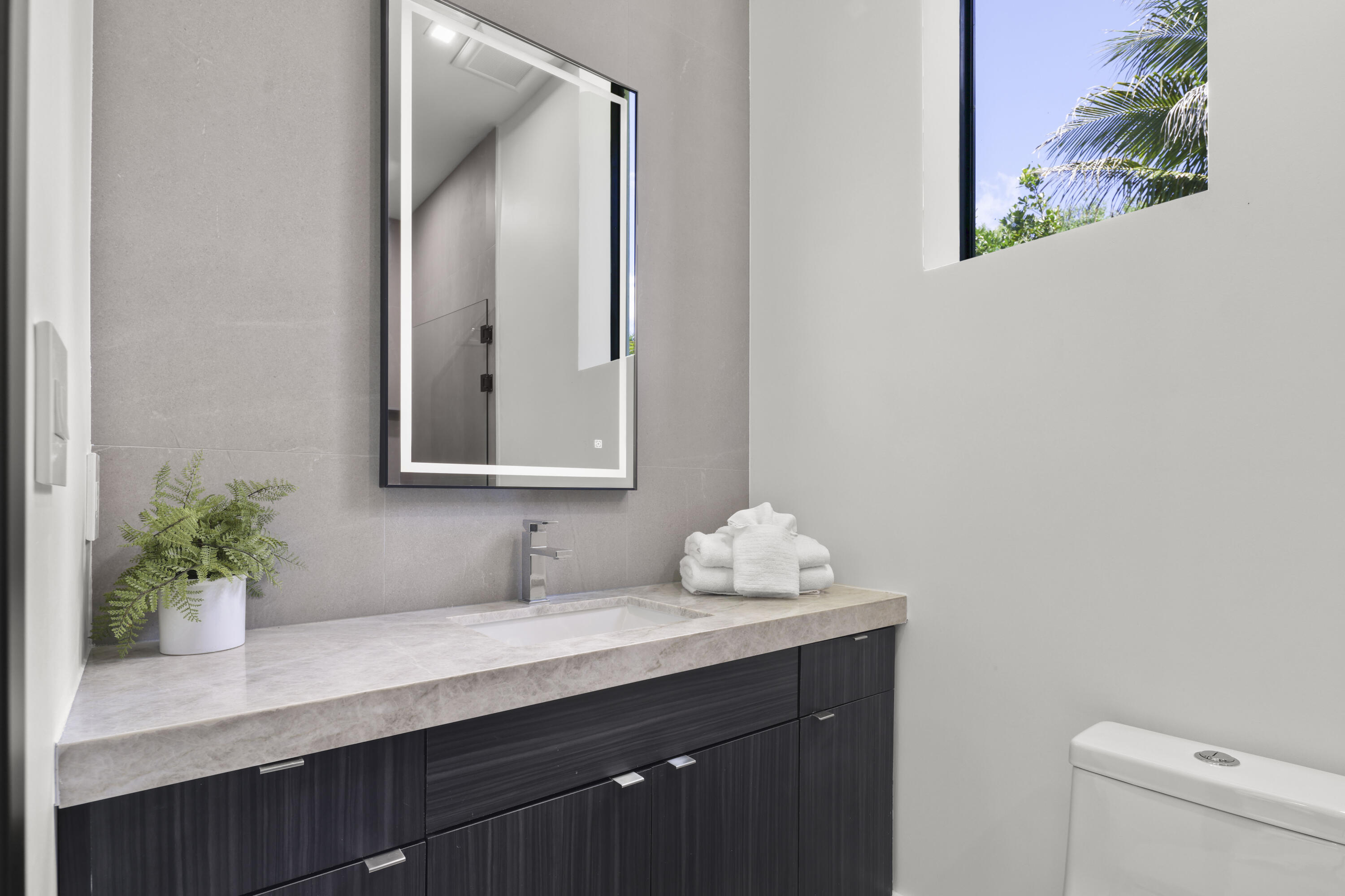 PINE TREE ESTATES - Residential Lease