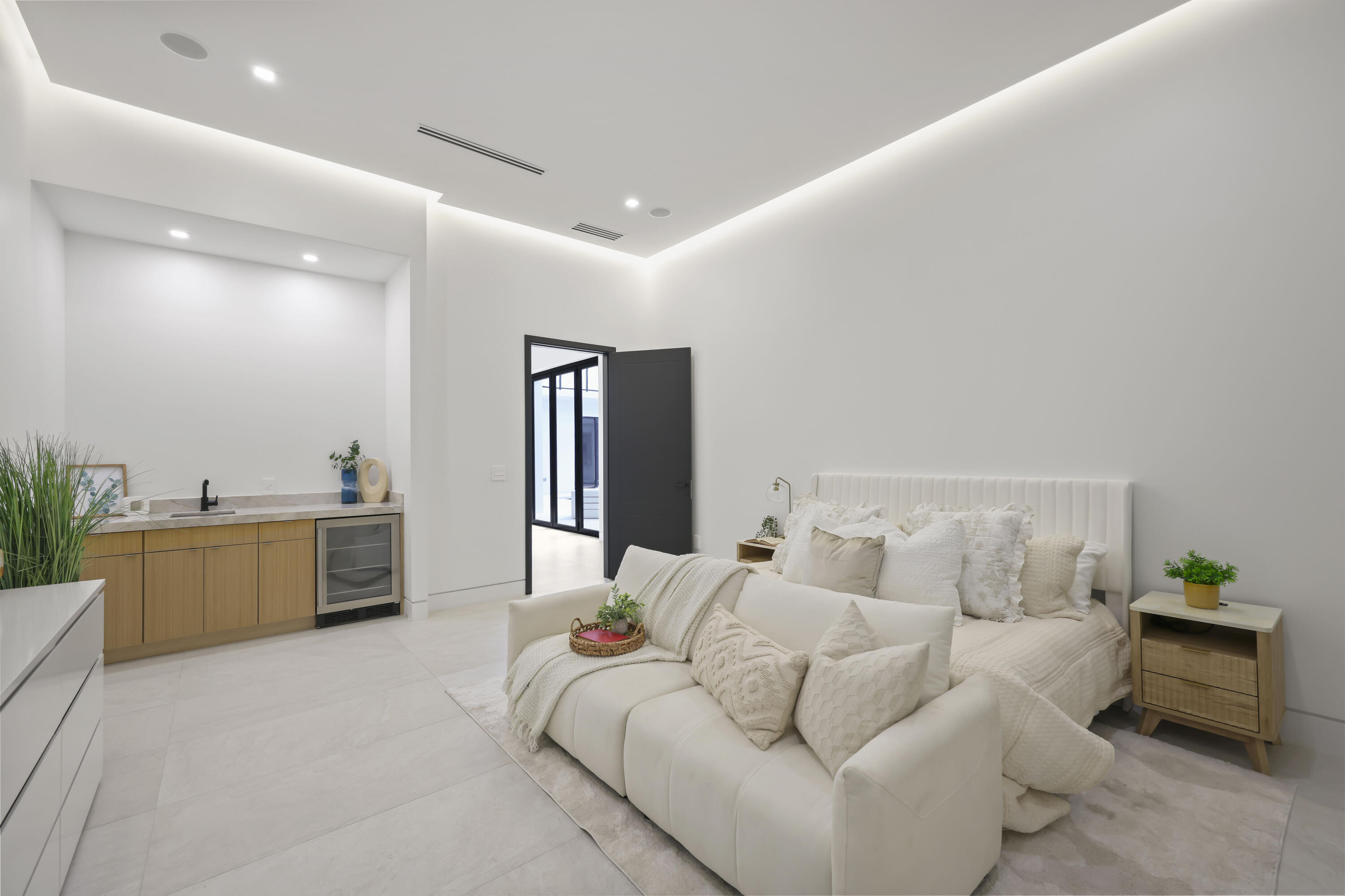 PINE TREE ESTATES - Residential Lease