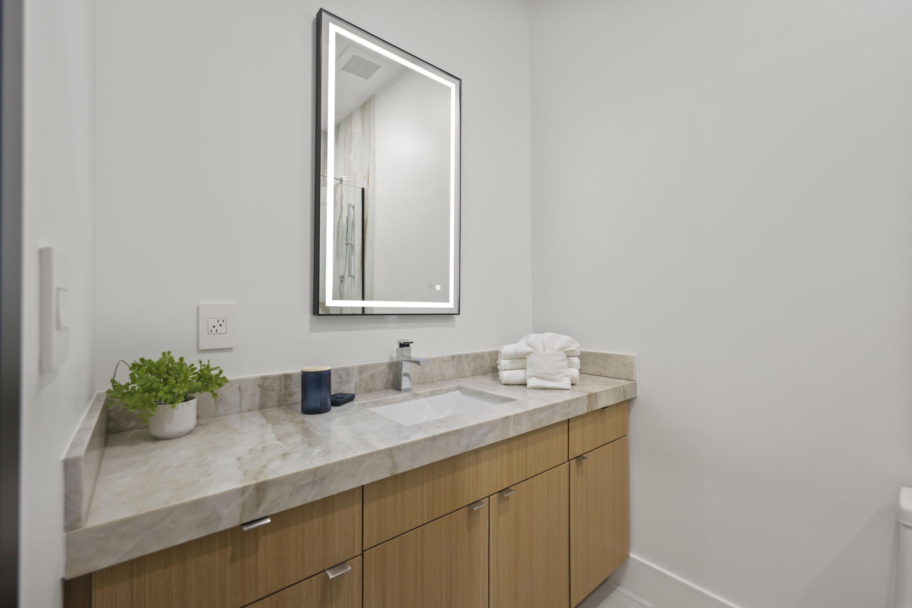 PINE TREE ESTATES - Residential Lease