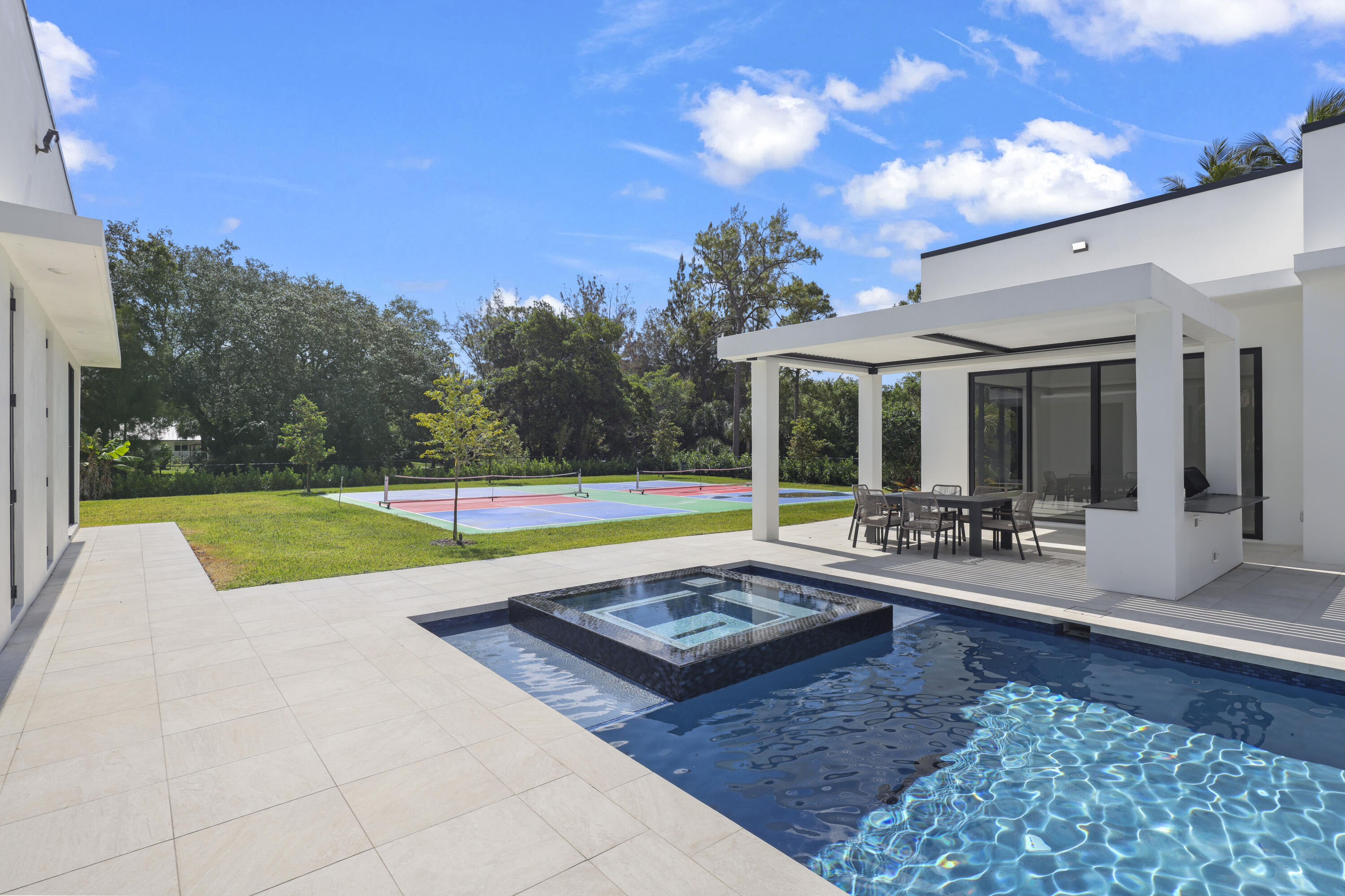 PINE TREE ESTATES - Residential Lease