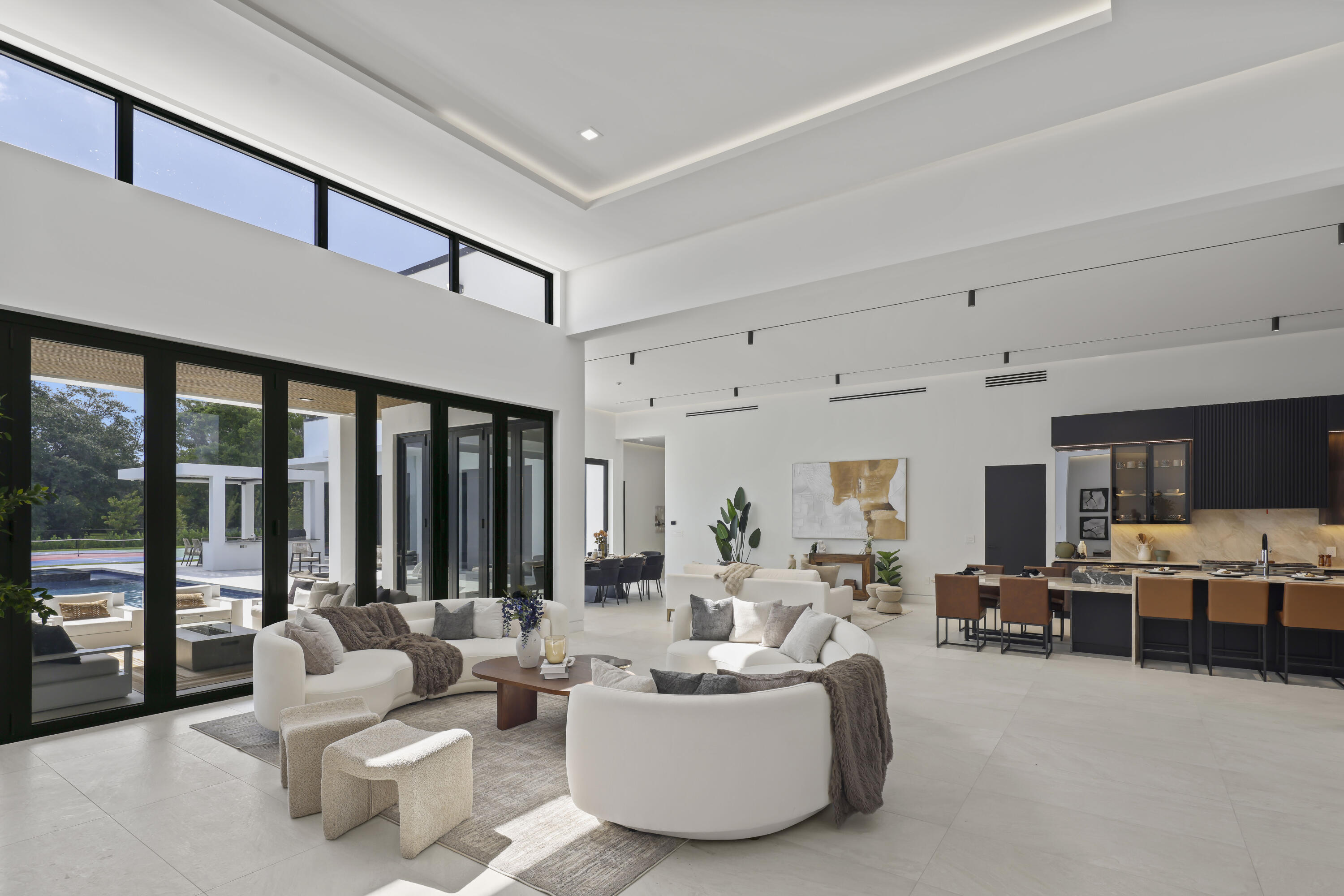 PINE TREE ESTATES - Residential Lease