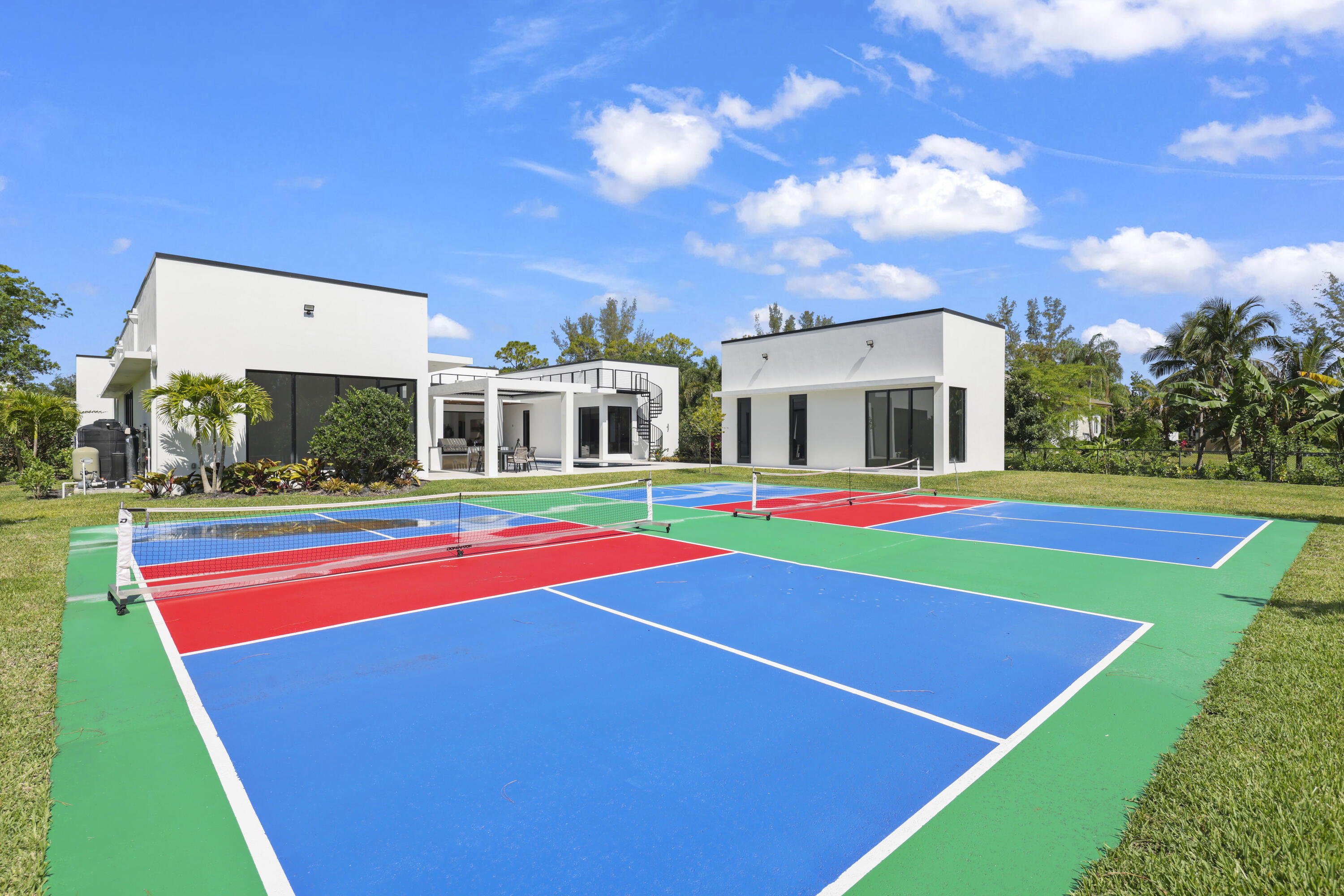 PINE TREE ESTATES - Residential Lease