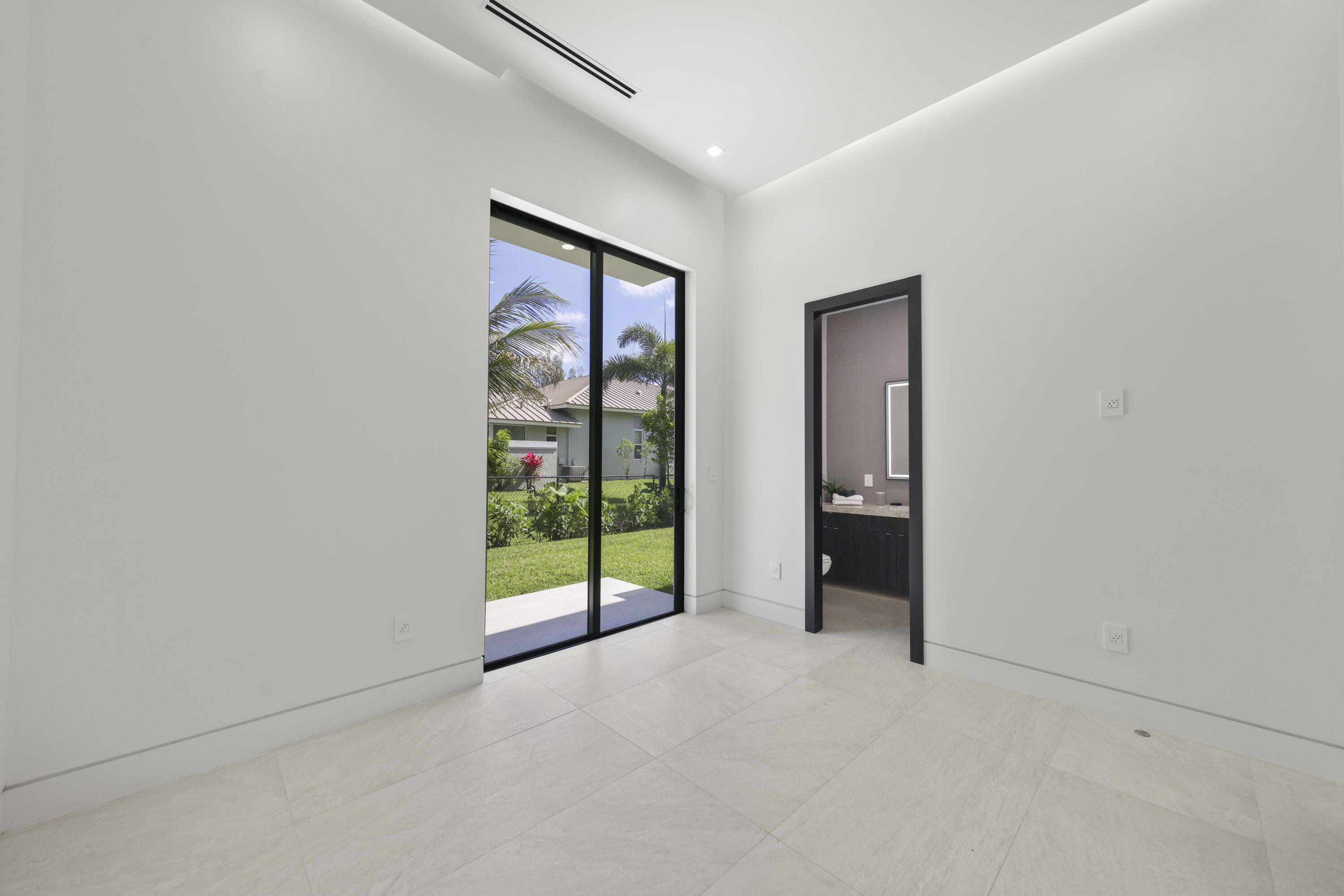 PINE TREE ESTATES - Residential Lease