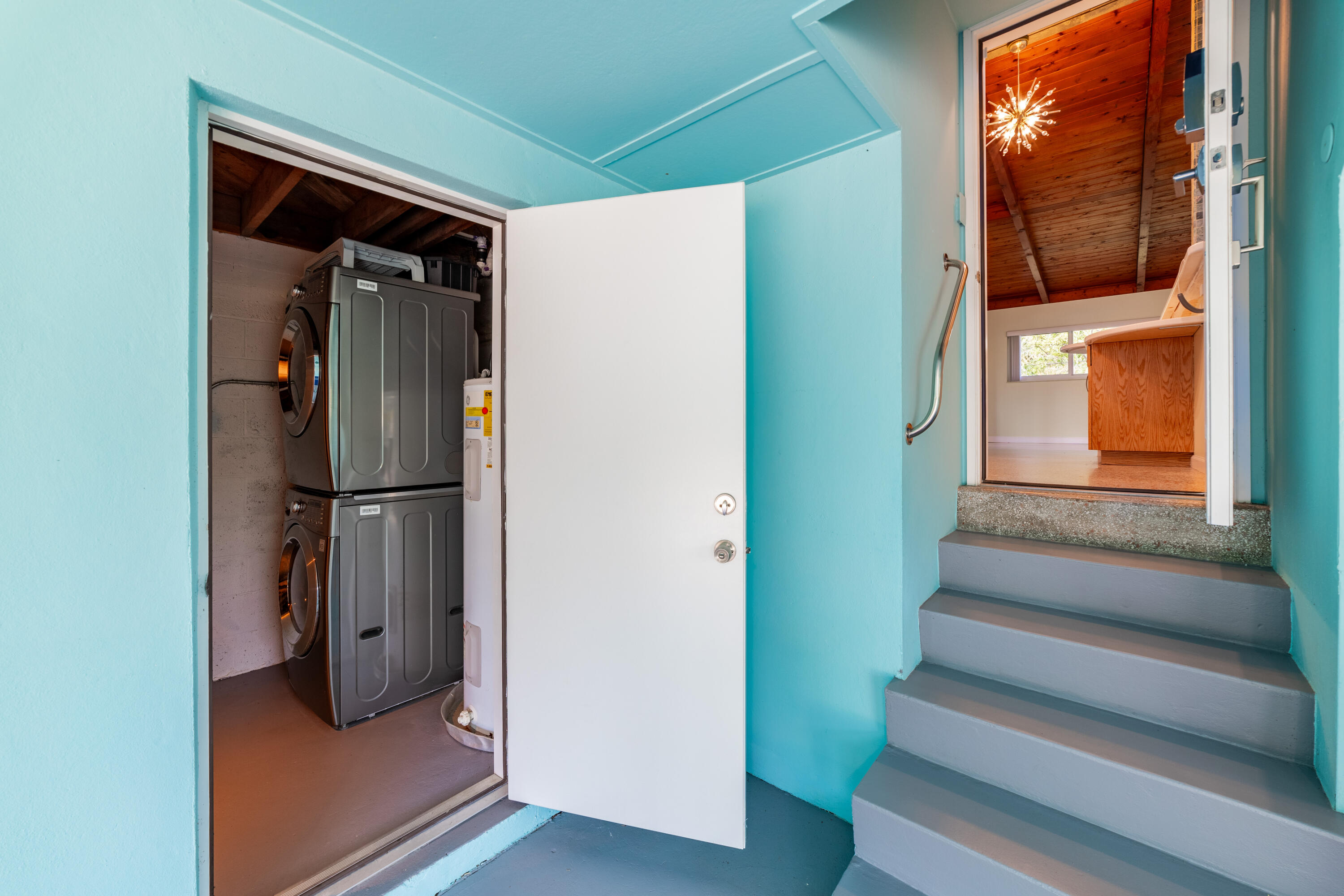 LAUDERDALE ISLES NO 2-BLK 6 - Residential