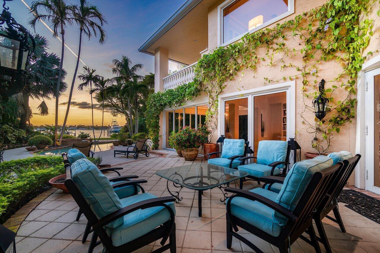 PARADISE PROPERTIES - Residential