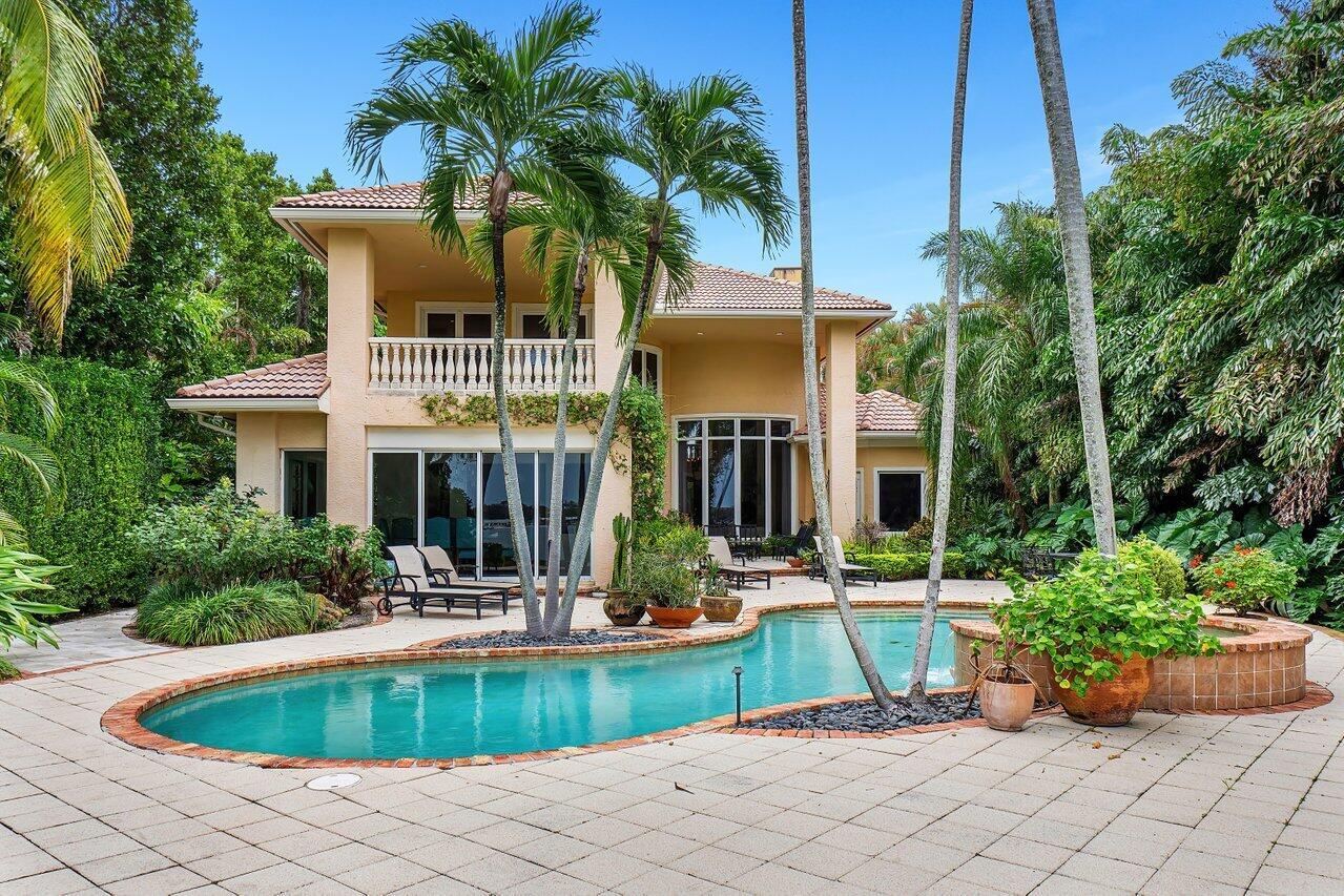 PARADISE PROPERTIES - Residential