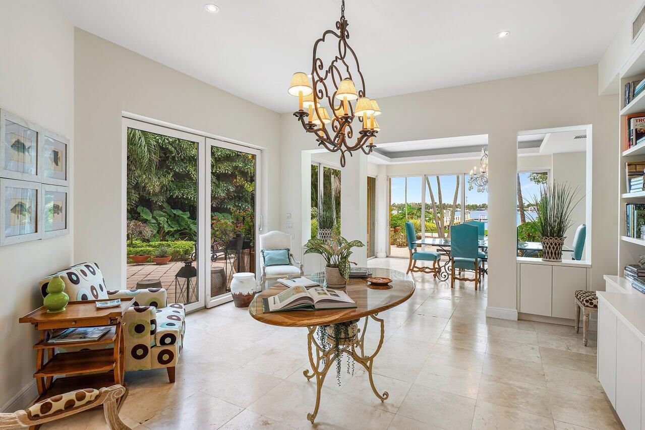 PARADISE PROPERTIES - Residential