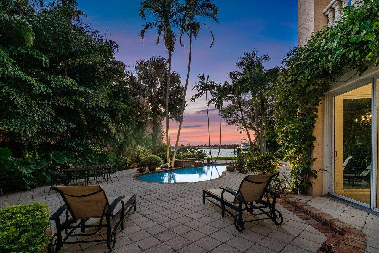 PARADISE PROPERTIES - Residential