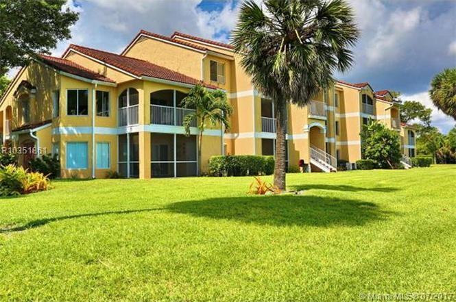 Sailboat Pointe Cond - Residential