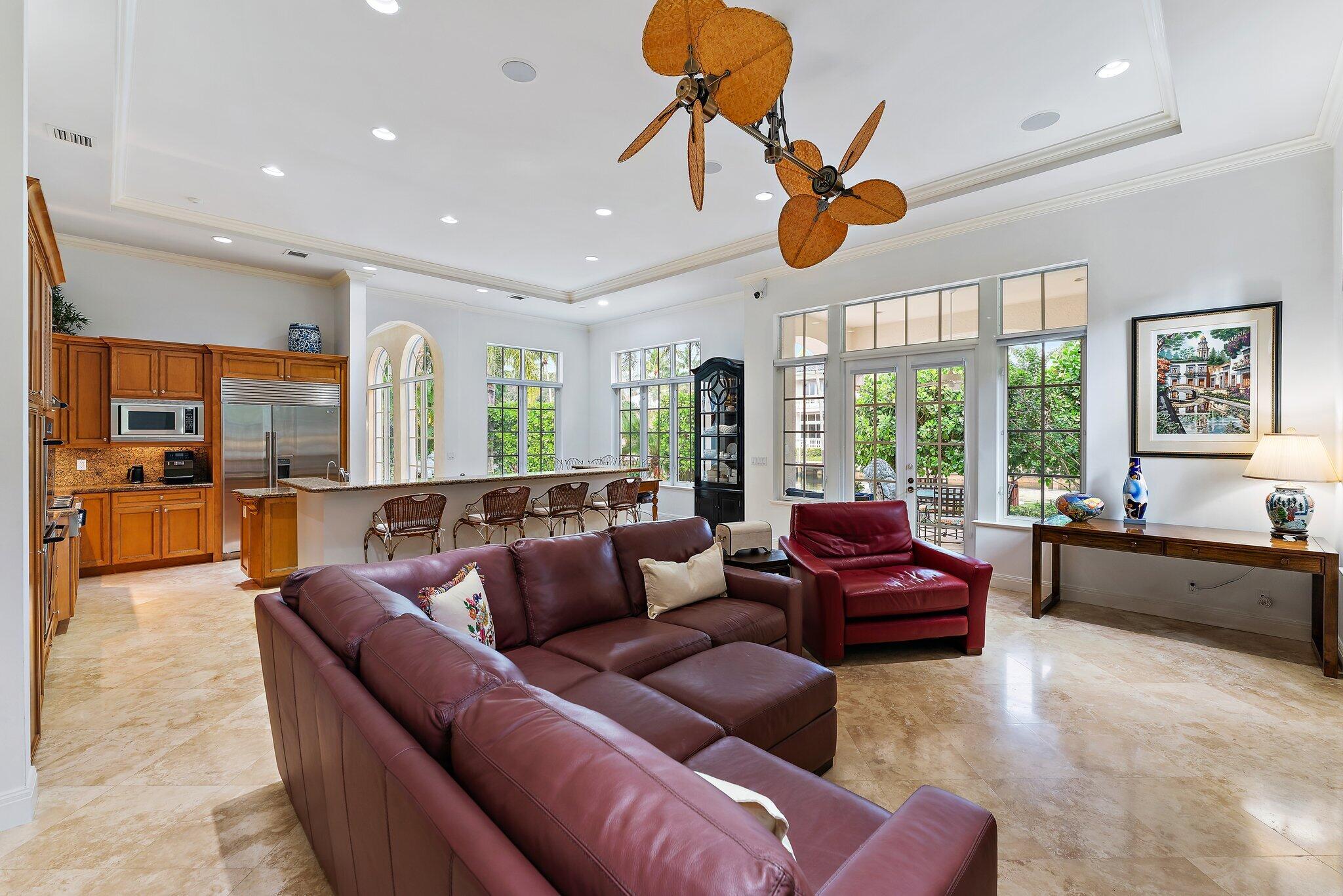 HARBOUR ISLES - Residential