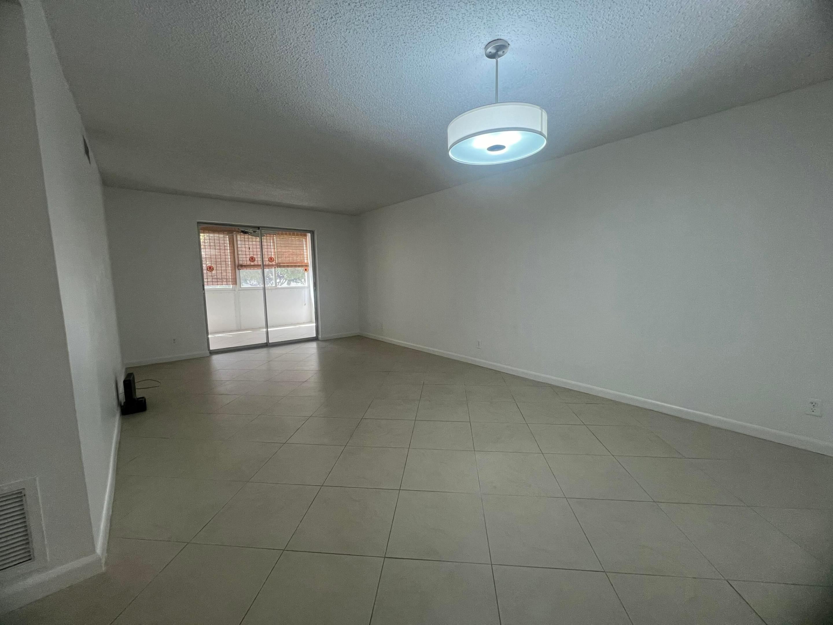 Village Royale - Residential