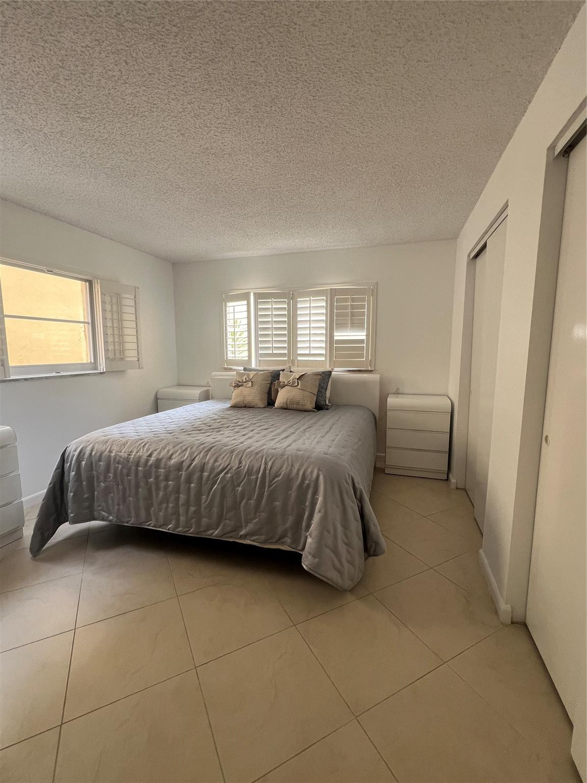 Village Royale - Residential