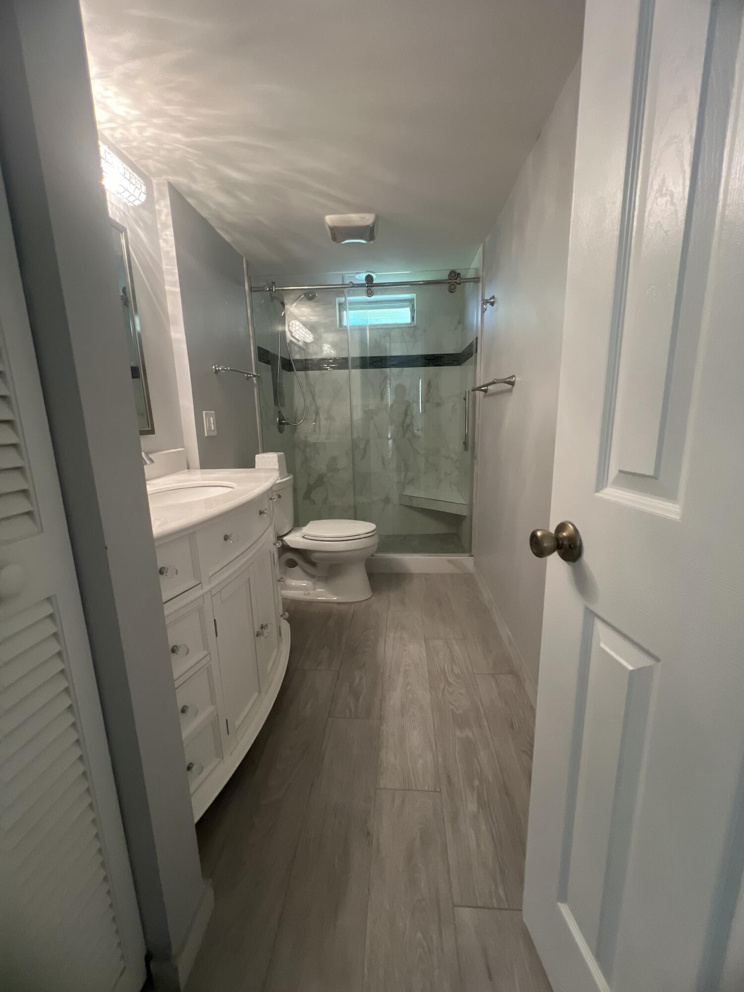 Village Royale - Residential