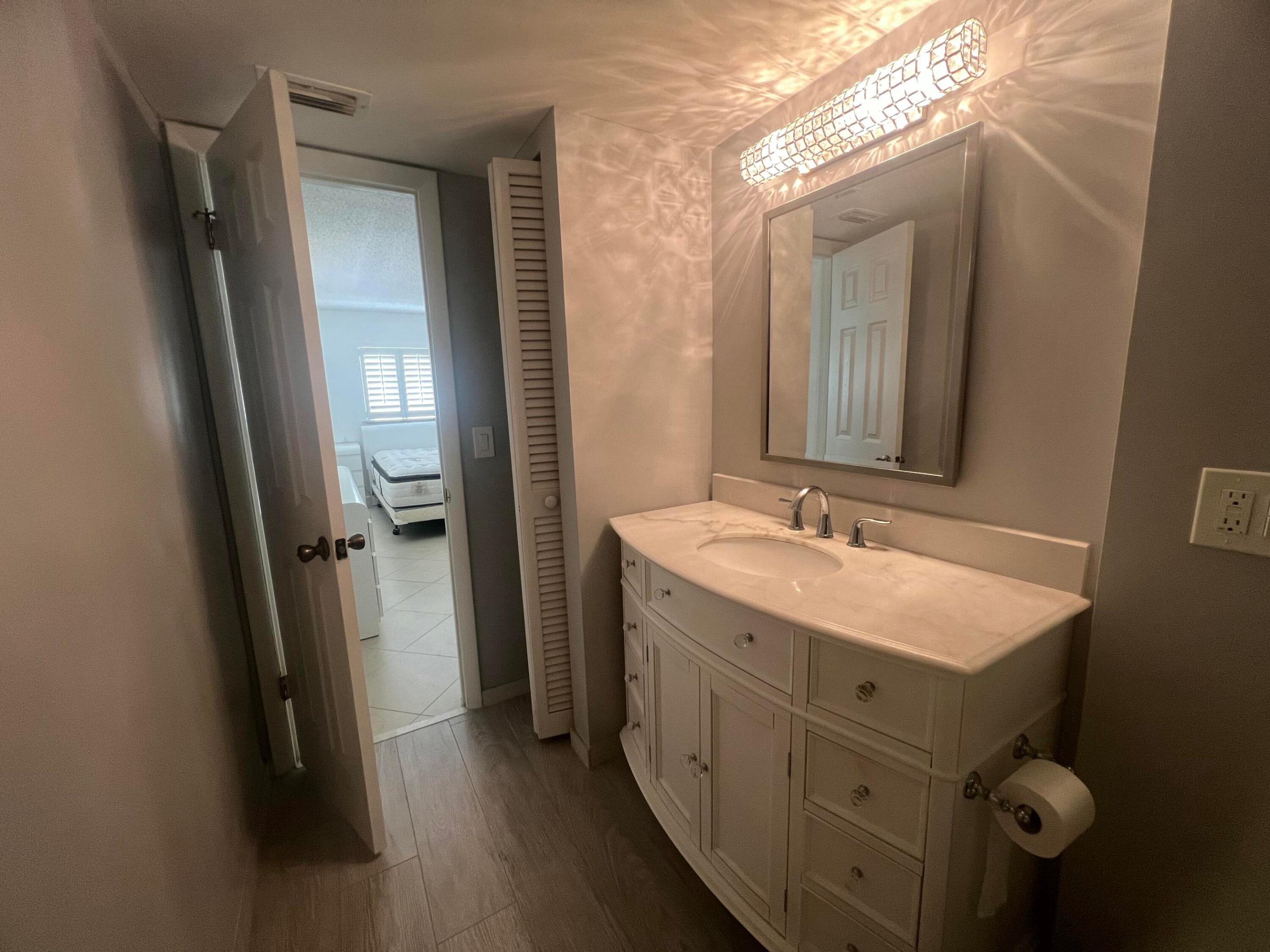 Village Royale - Residential