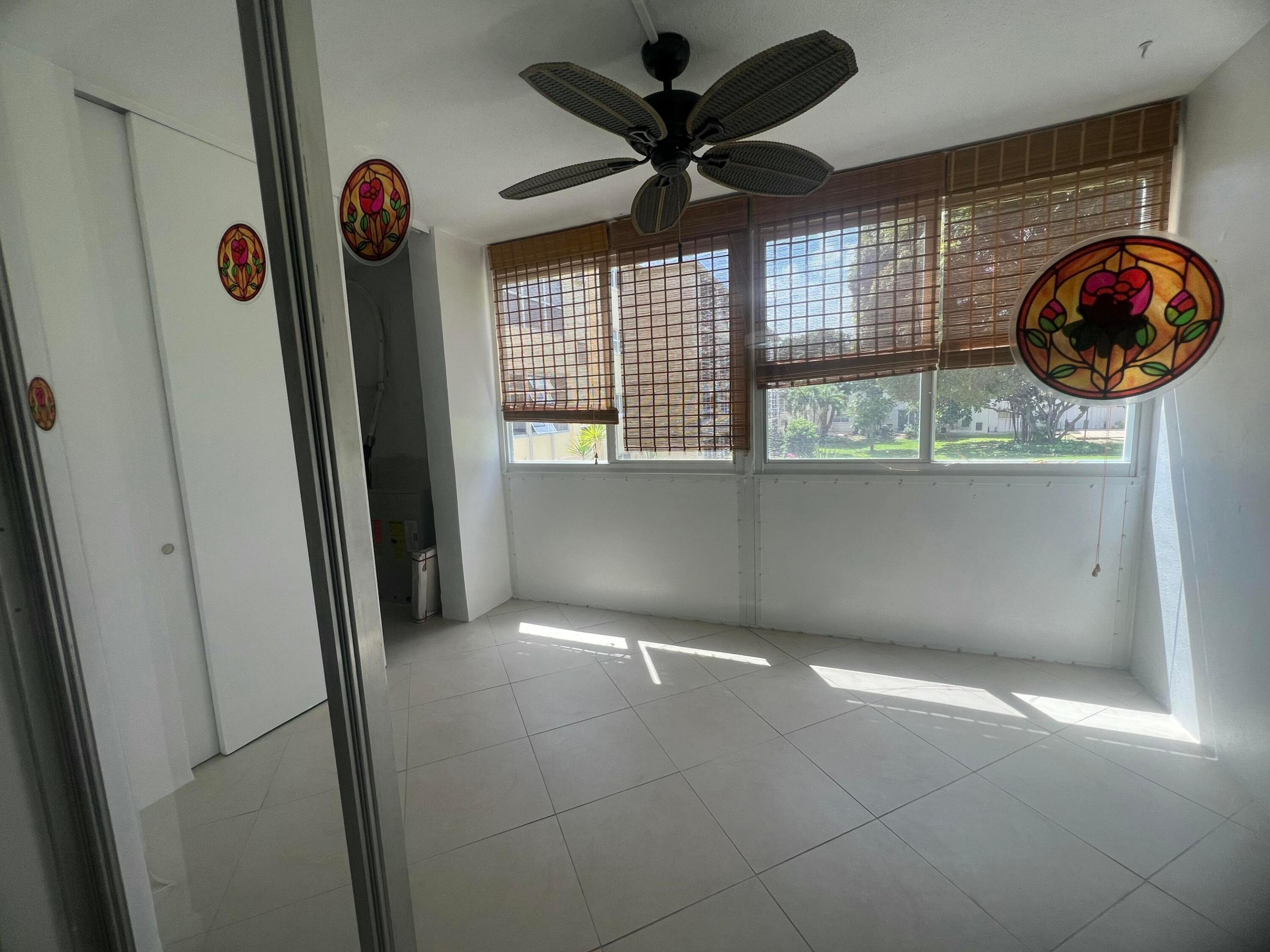 Village Royale - Residential