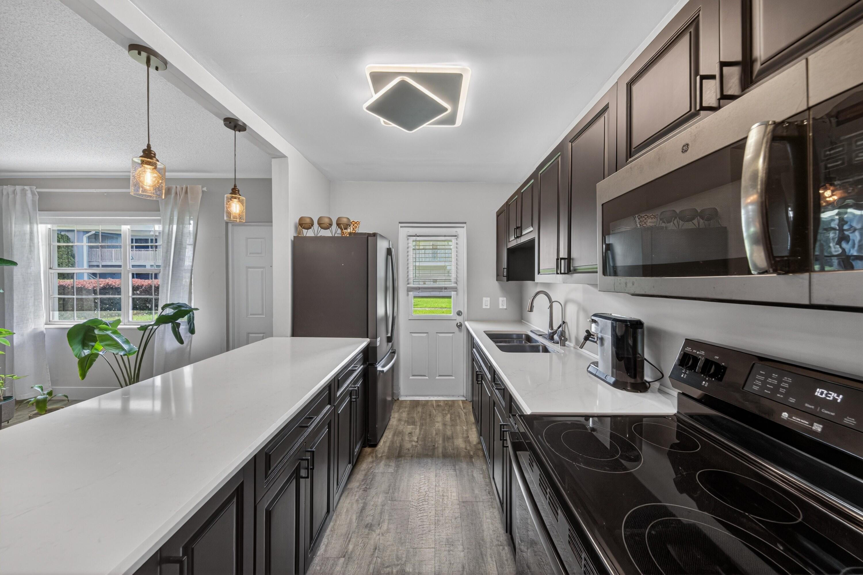 ASHLEY ARMS CONDO - Residential
