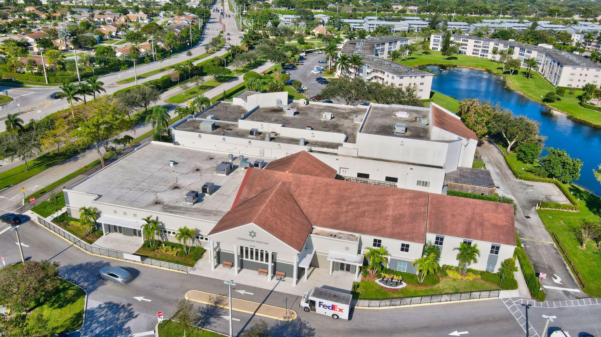 CENTURY VILLAGE - Residential Lease