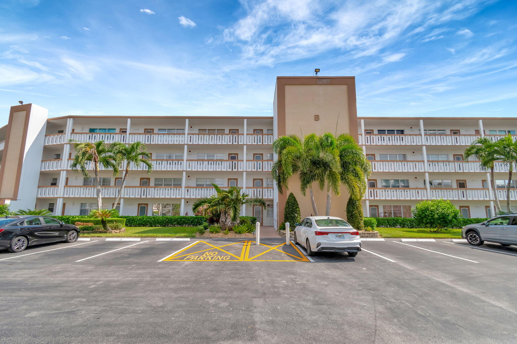 CENTURY VILLAGE - Residential Lease
