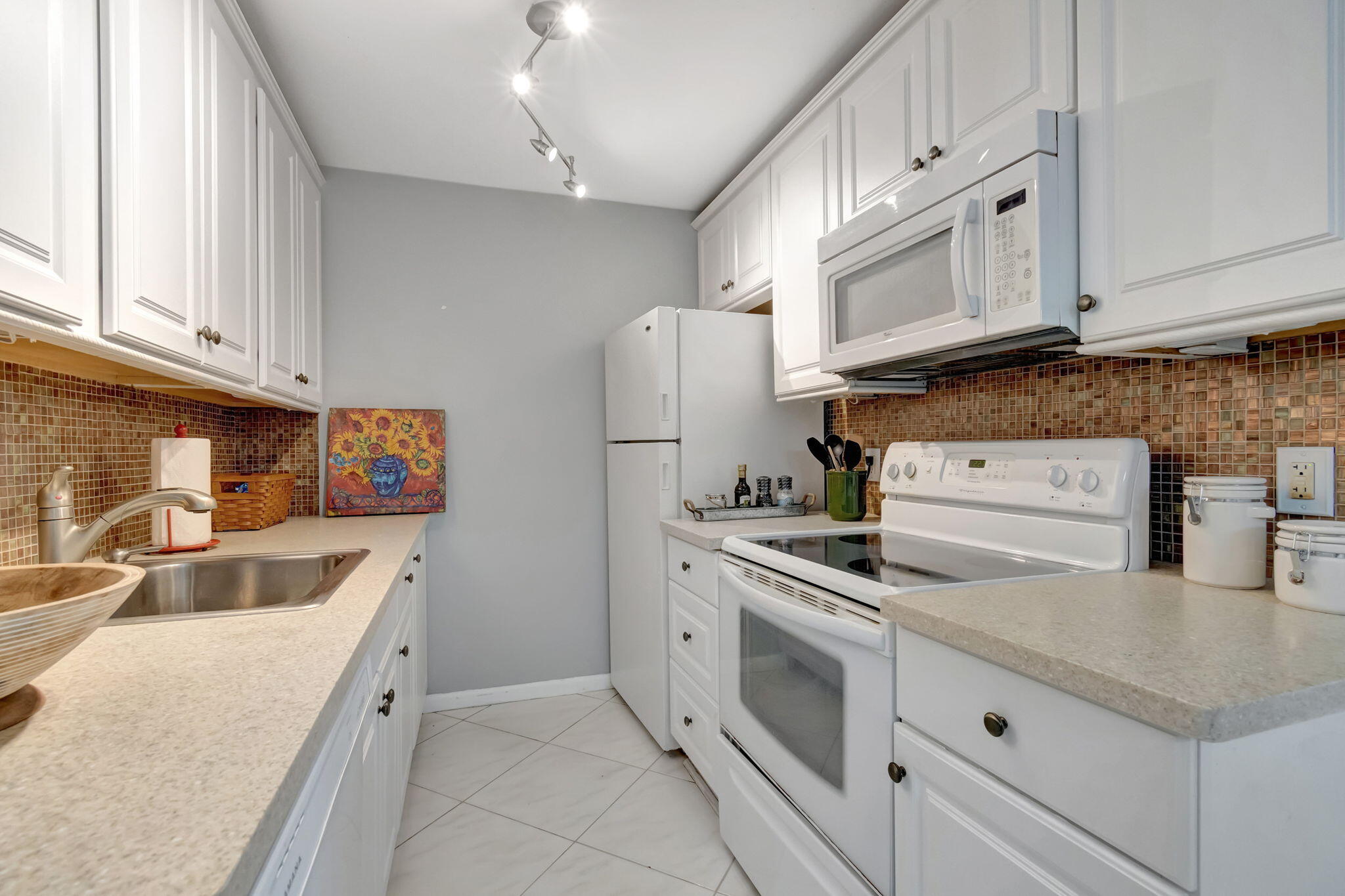 CENTURY VILLAGE - Residential Lease