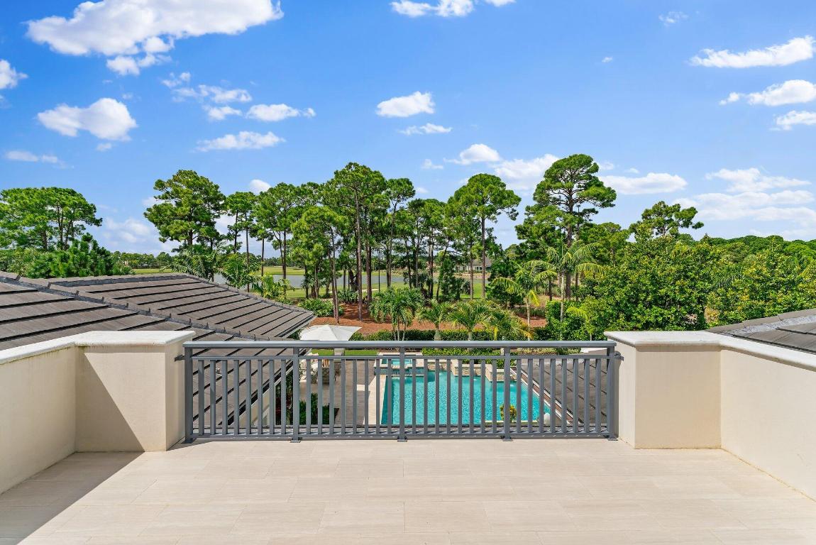 OLD PALM - Residential