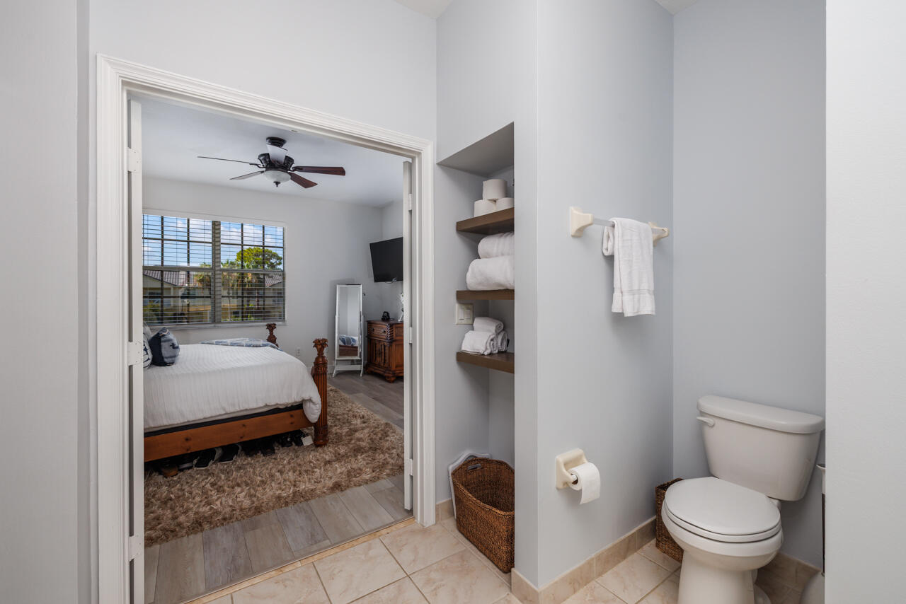 LEXINGTON LAKES - Residential