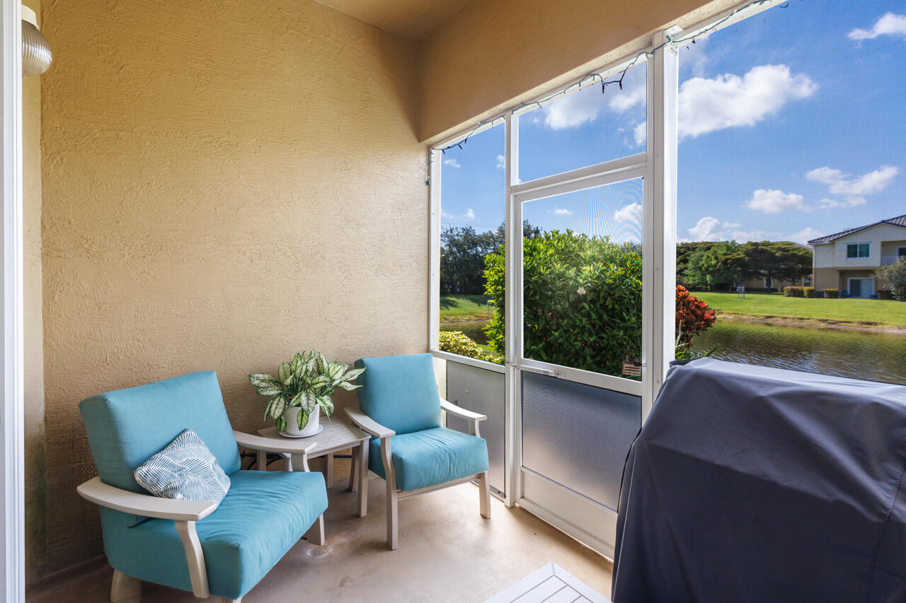 LEXINGTON LAKES - Residential