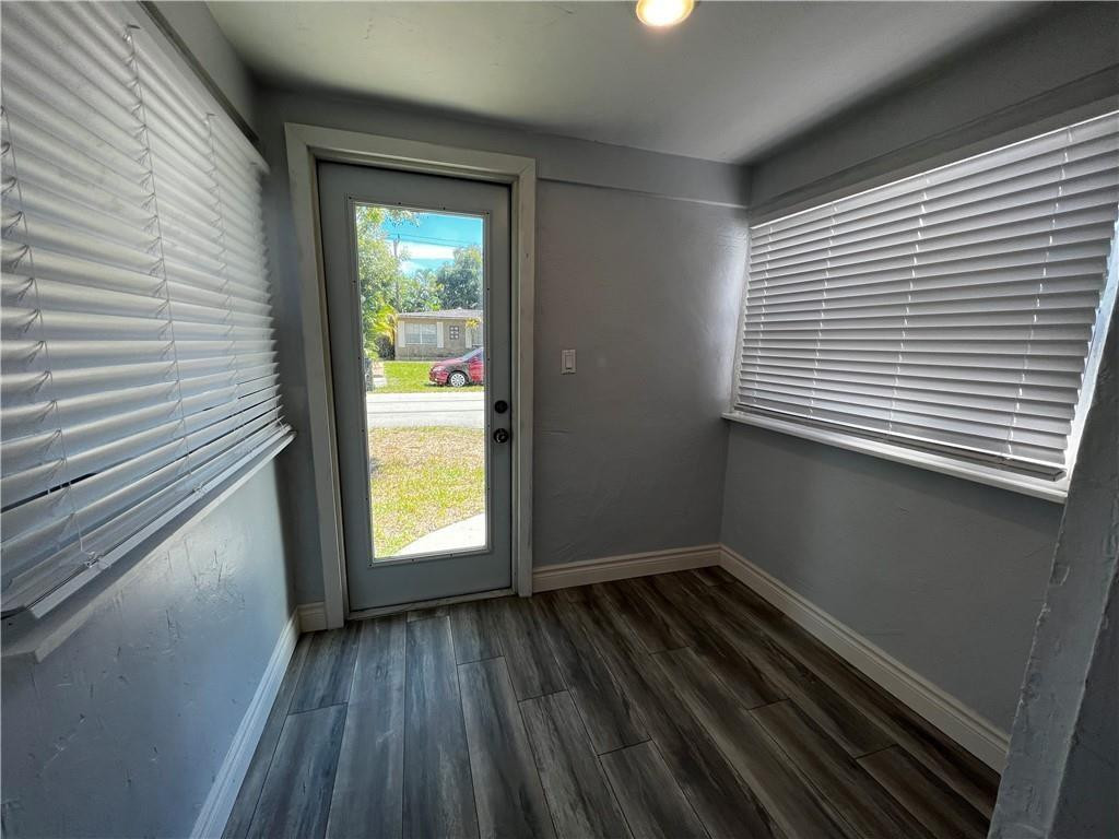VERENA PARK - Residential Lease