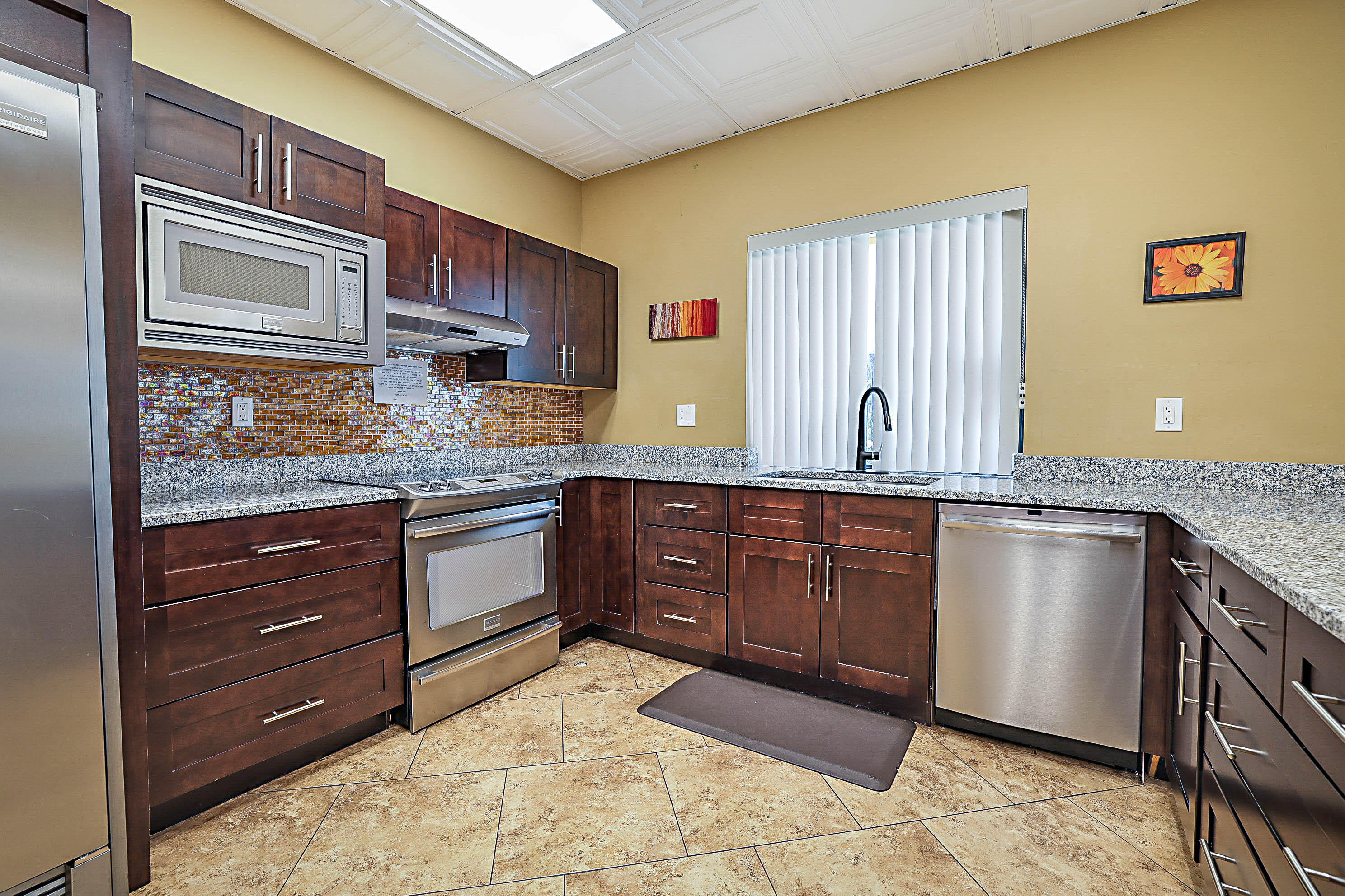 WESTWOOD GARDENS 1 - Residential