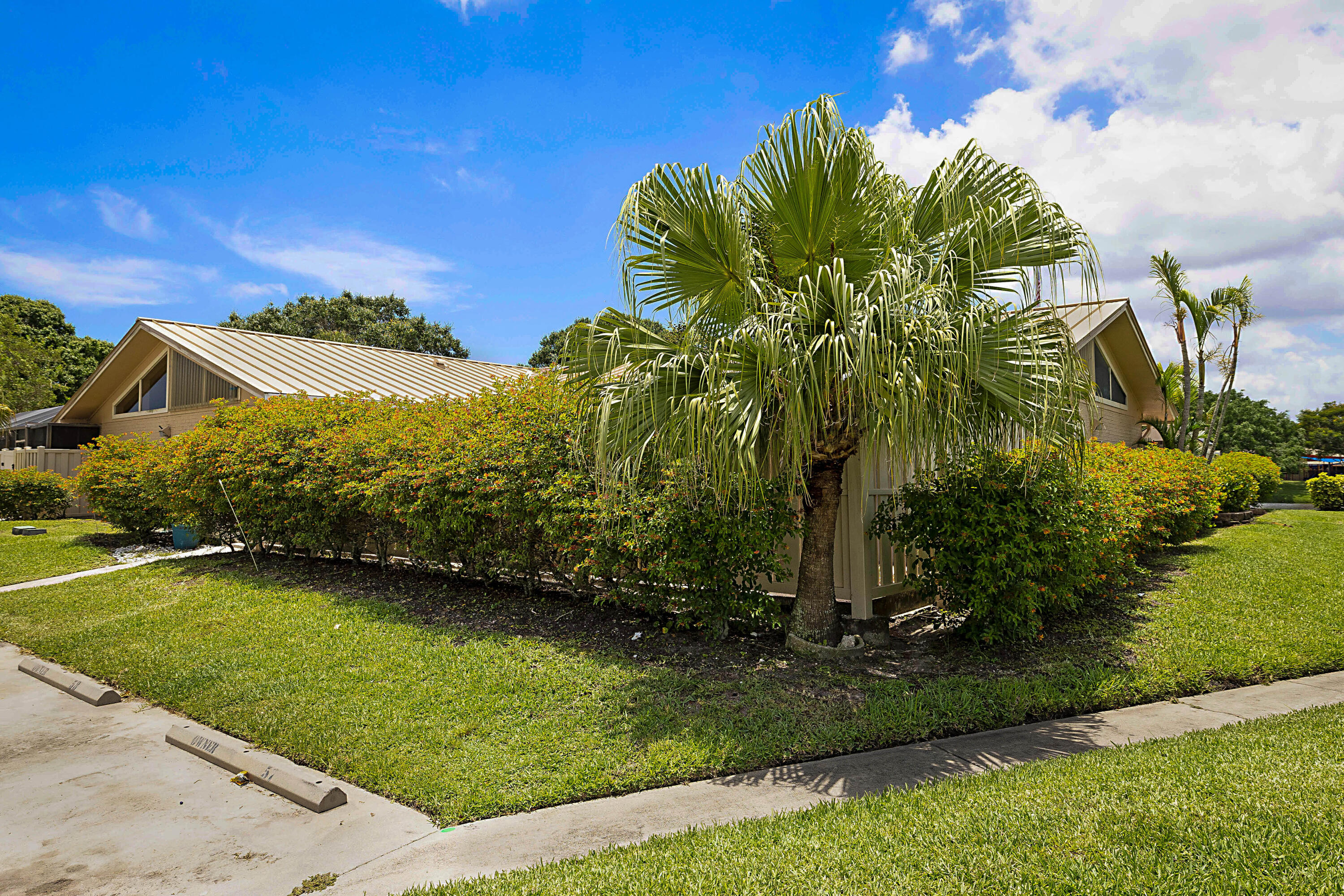 WESTWOOD GARDENS 1 - Residential