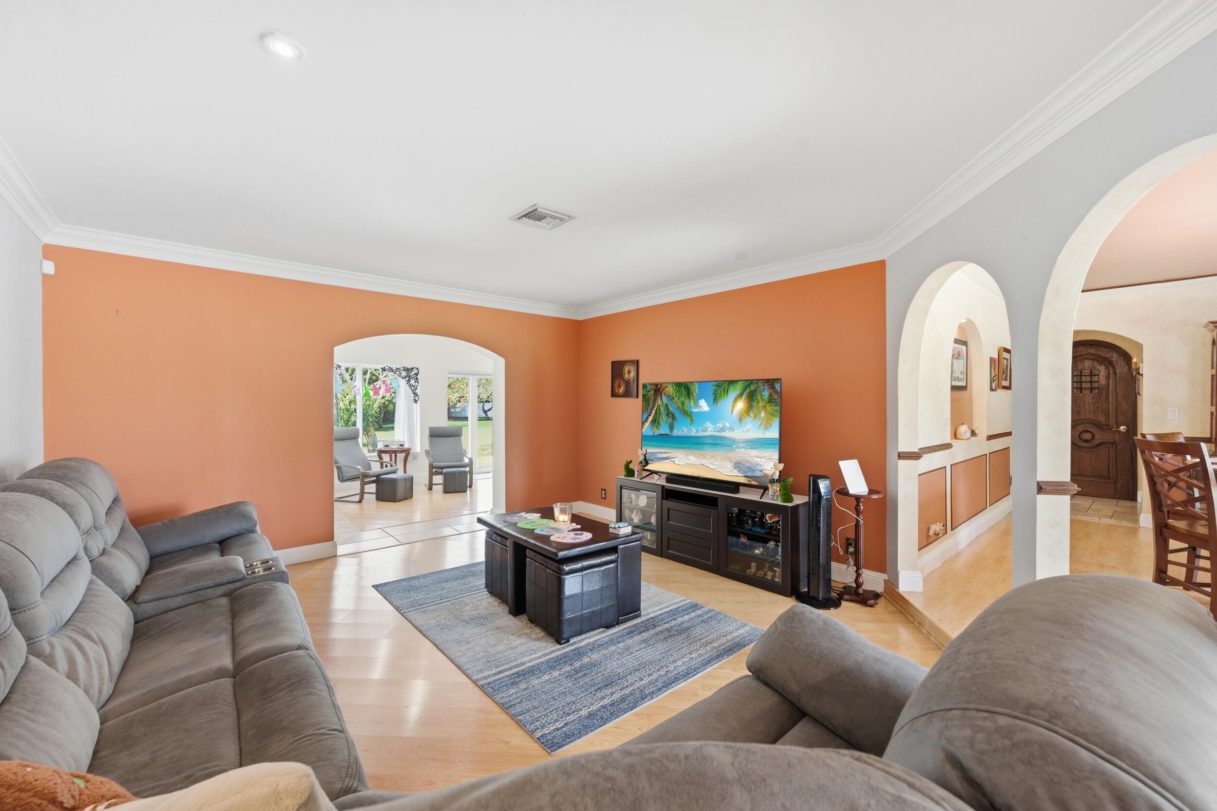 GREEN ACRES/FL FRUITLANDS - Residential