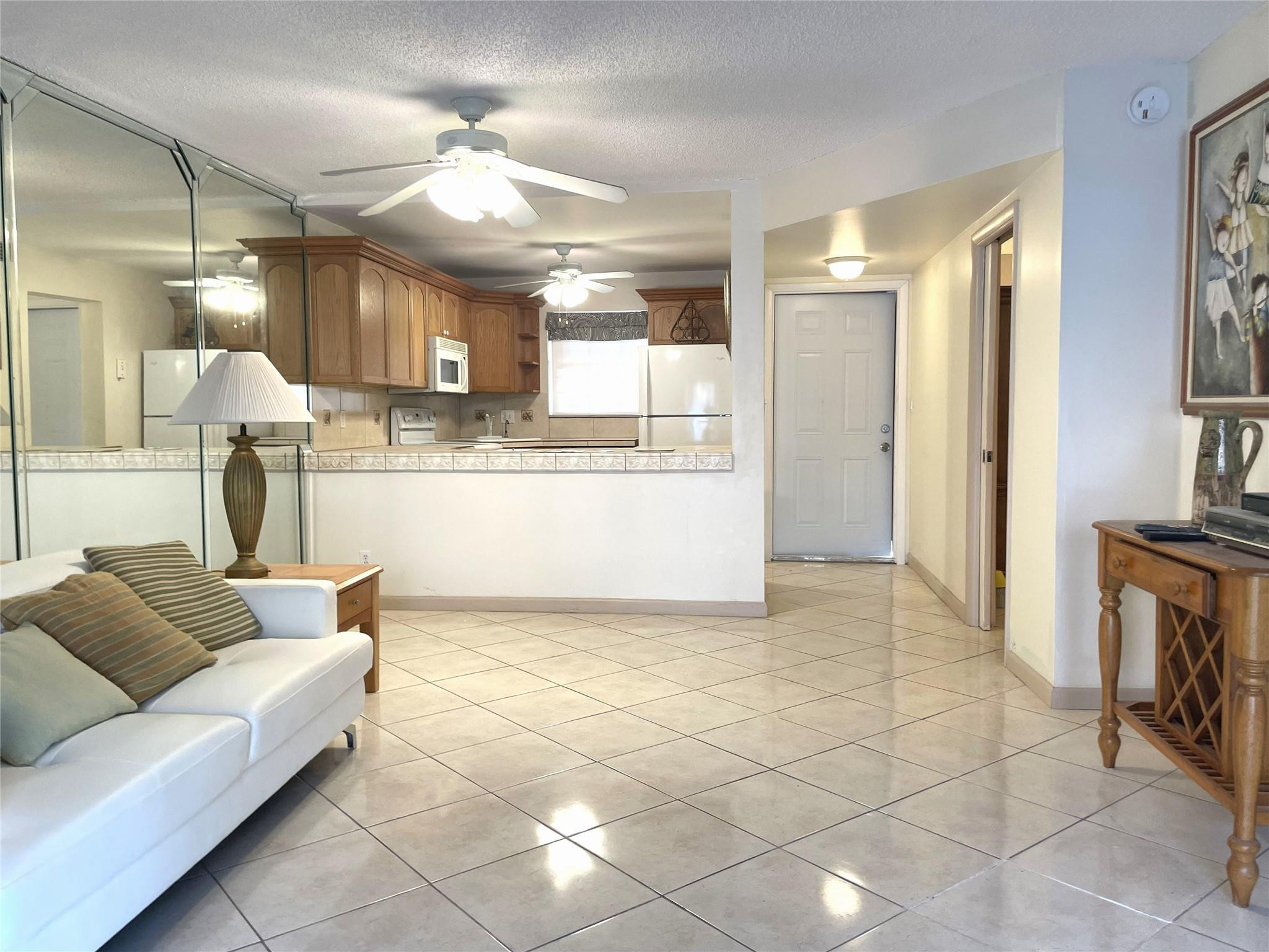 Lauderdale Tennis Club - Residential