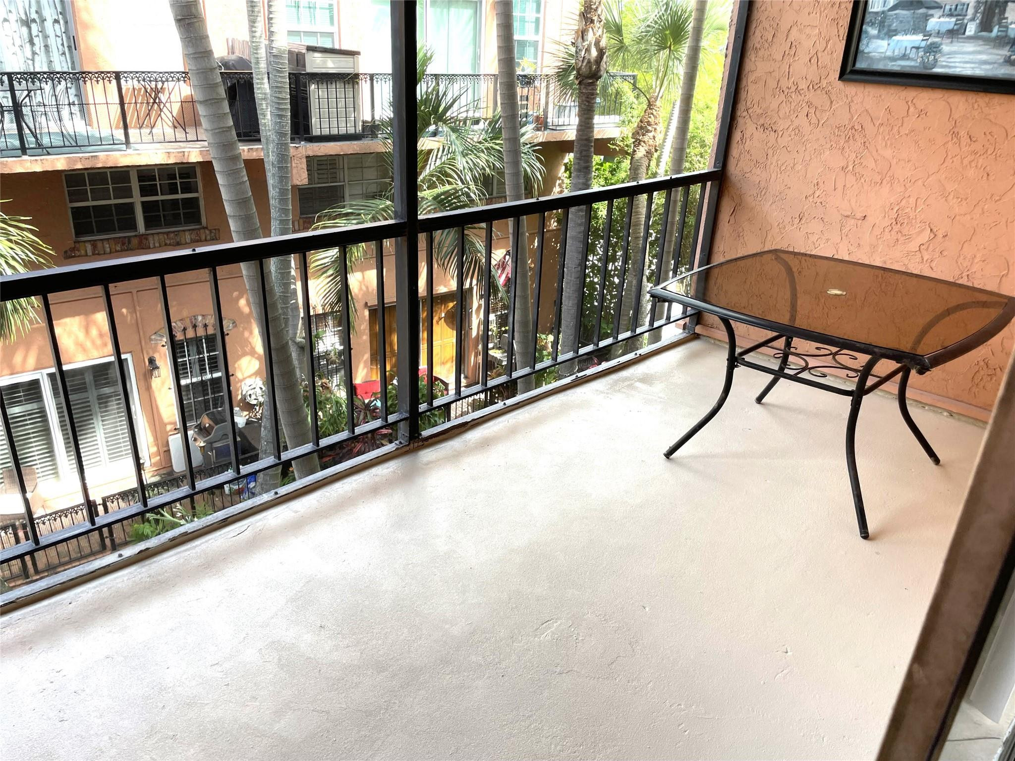 Lauderdale Tennis Club - Residential