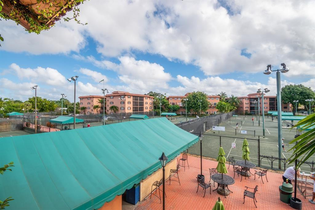 Lauderdale Tennis Club - Residential