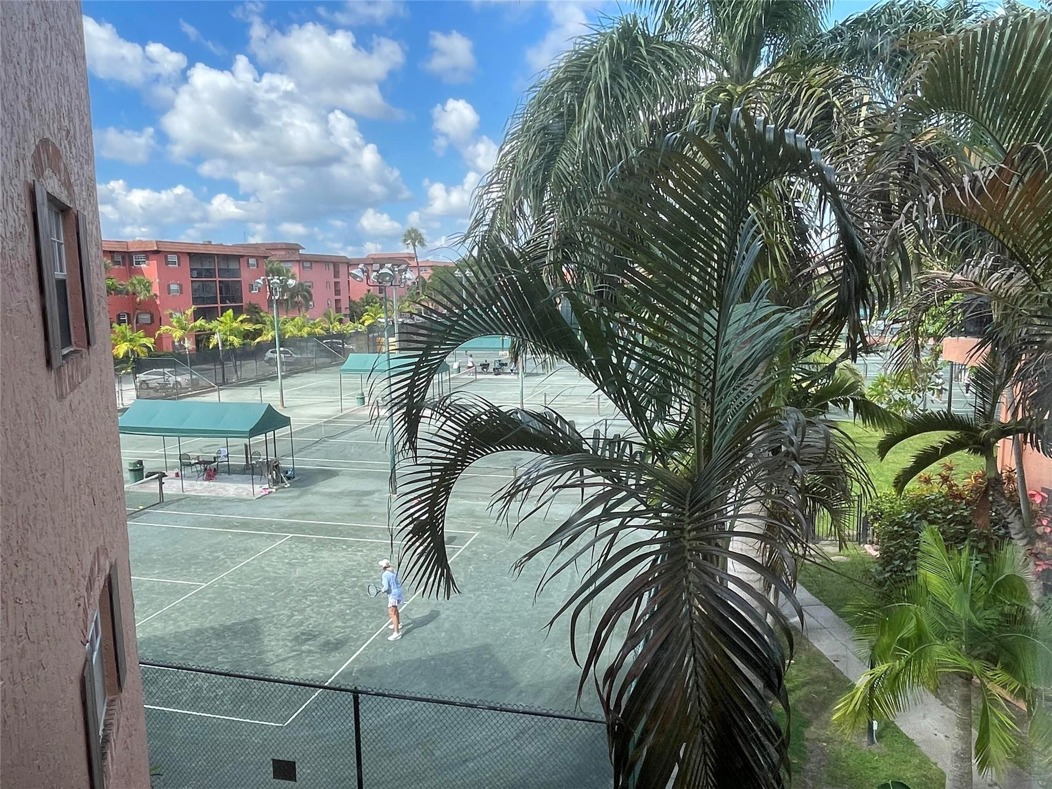 Lauderdale Tennis Club - Residential