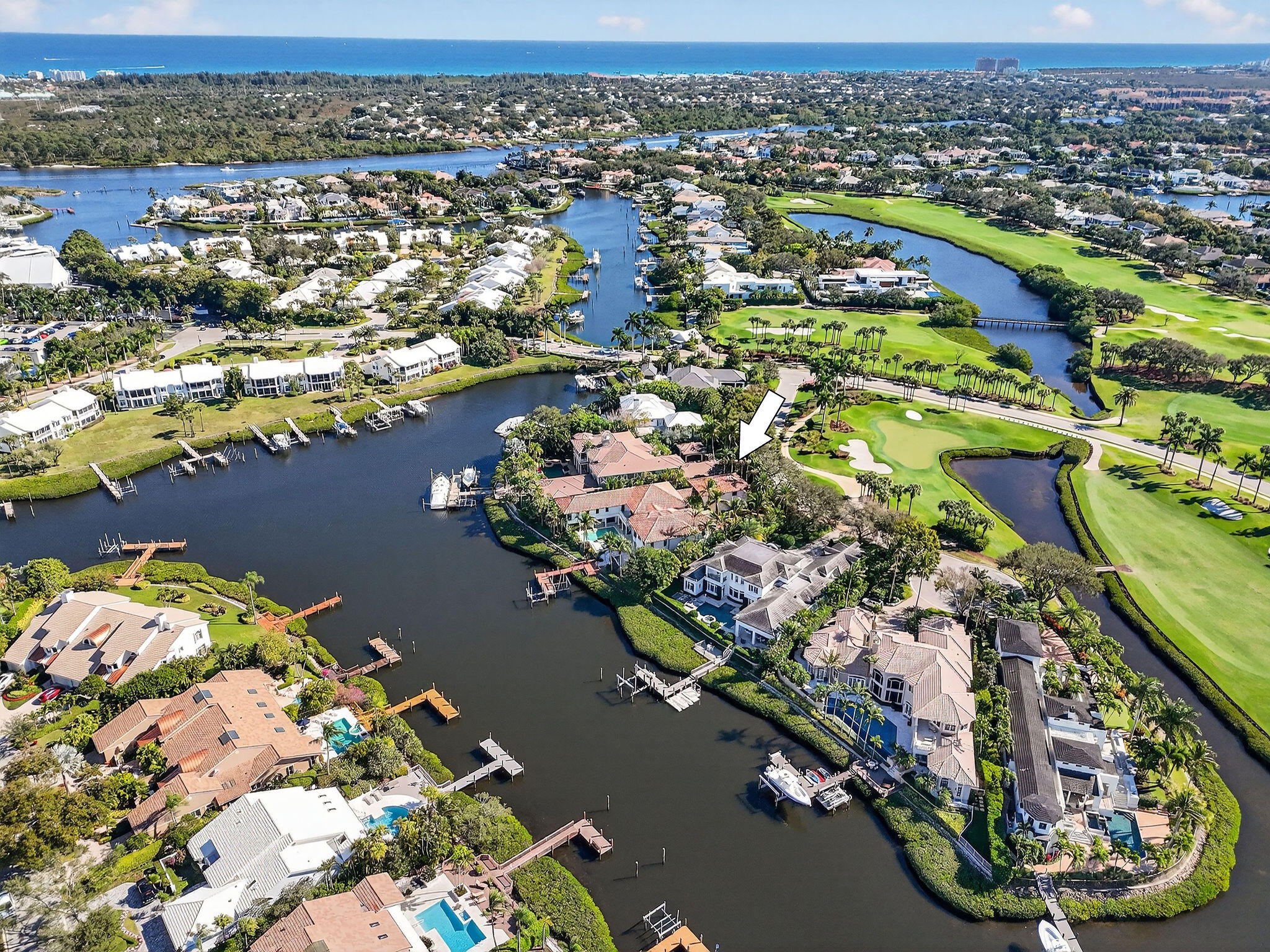 ADMIRALS COVE - Residential