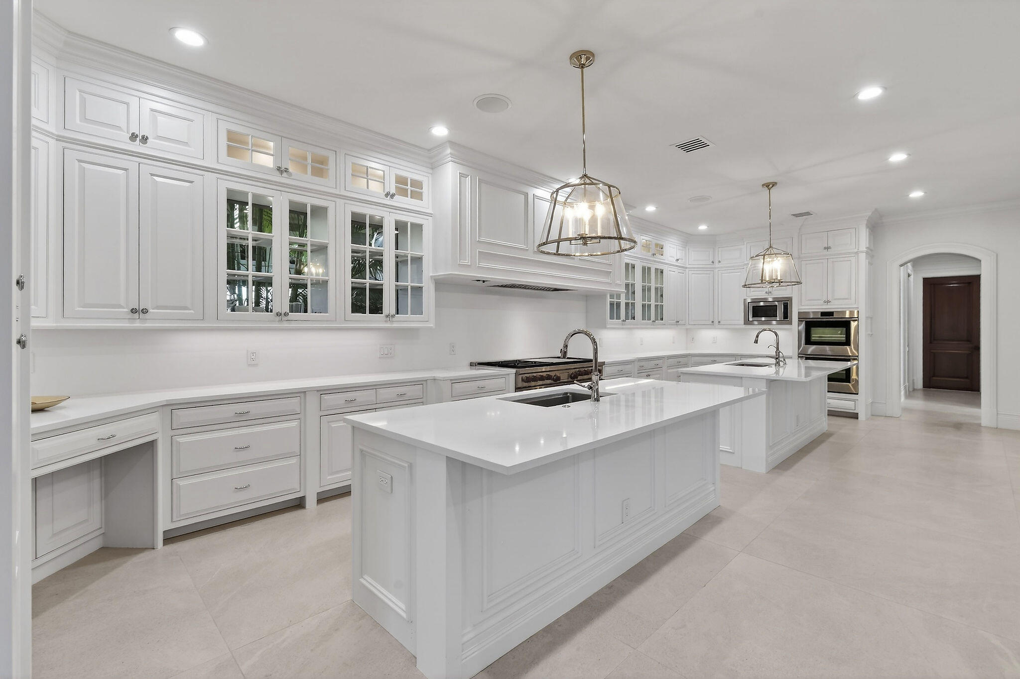 ADMIRALS COVE - Residential