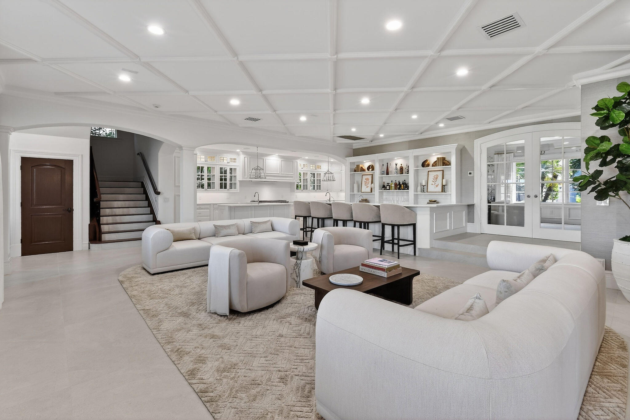 ADMIRALS COVE - Residential