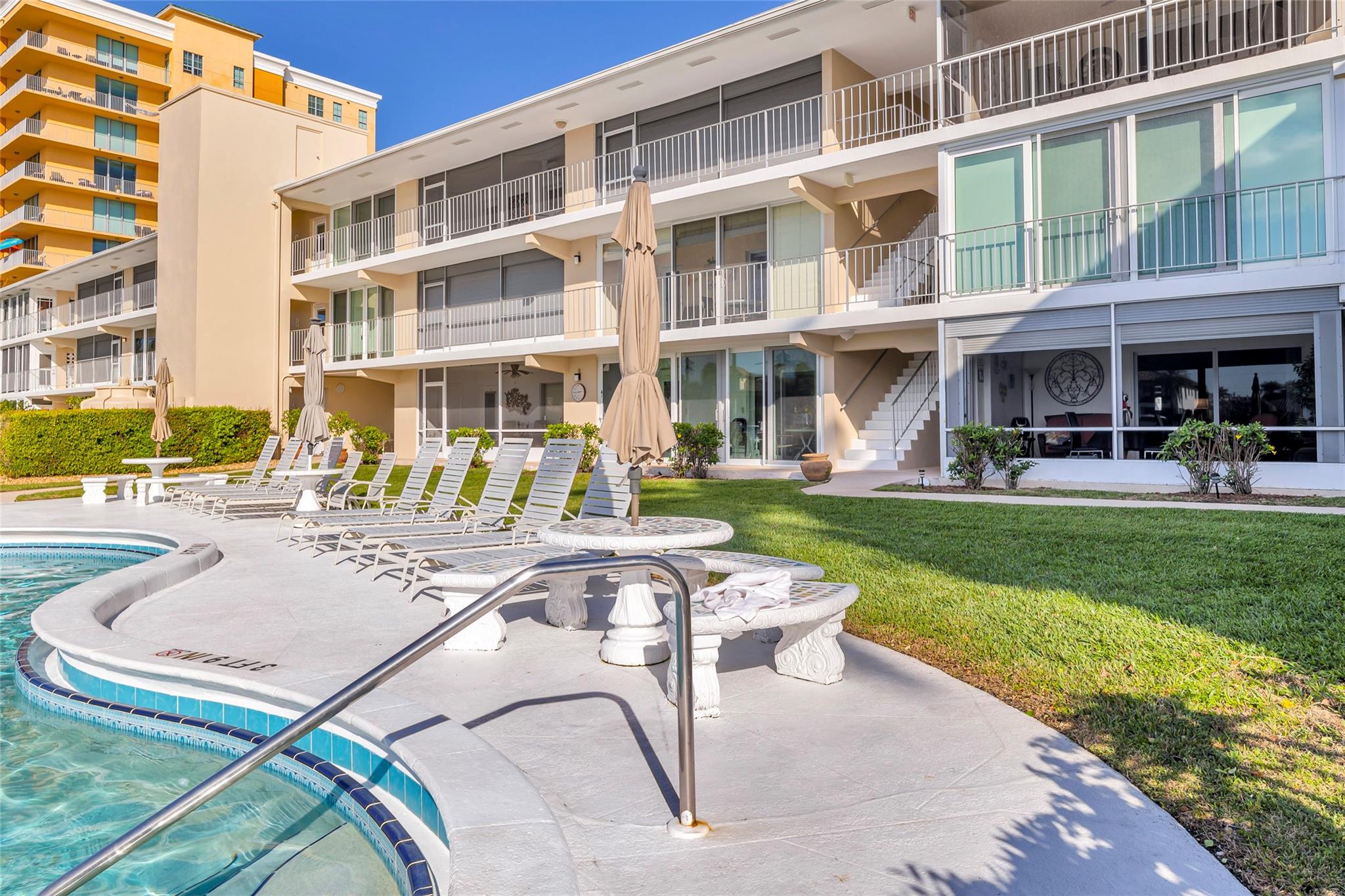 Coastal Winds - Residential