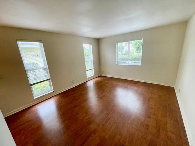 PALM GREENS AT VILLA DEL RAY CONDO II - Residential Lease