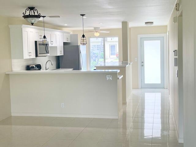 PALM GREENS AT VILLA DEL RAY CONDO II - Residential Lease