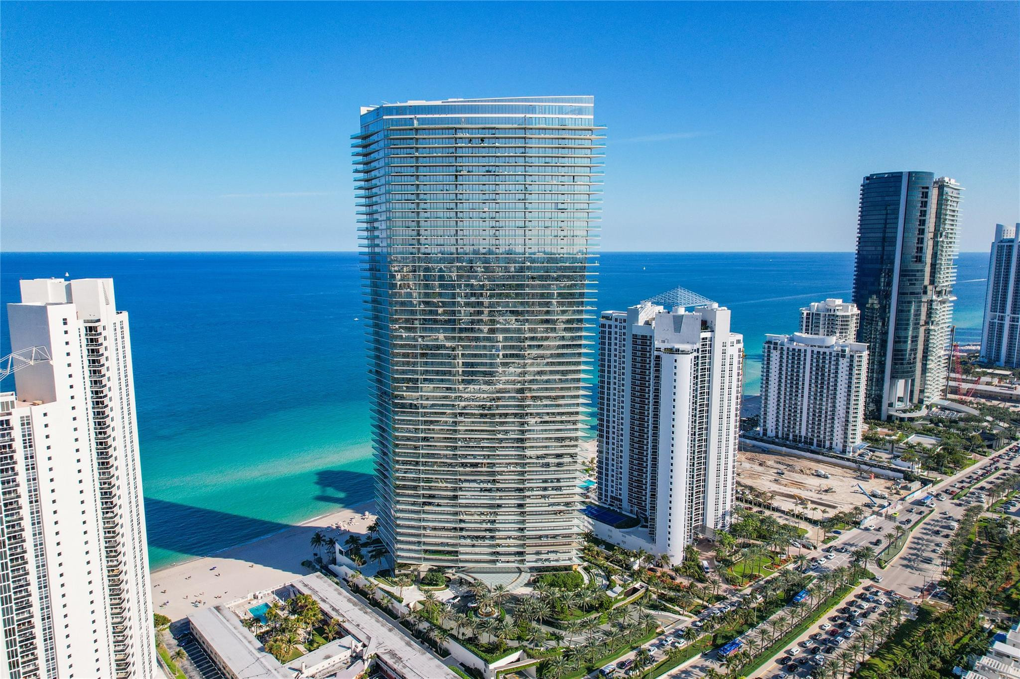 Residences by Armani Casa - Residential