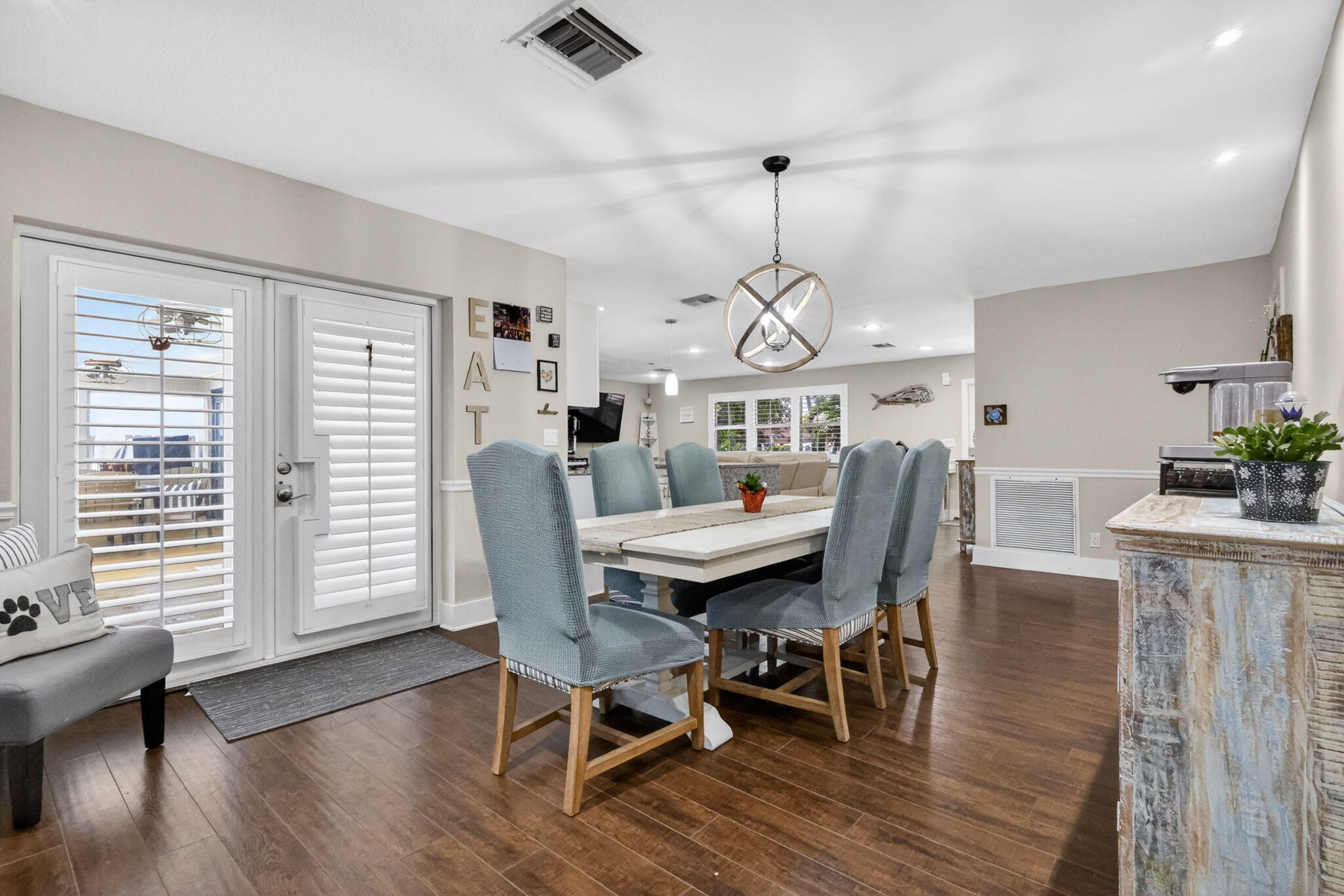 FLORAL PARK LANTANA - Residential