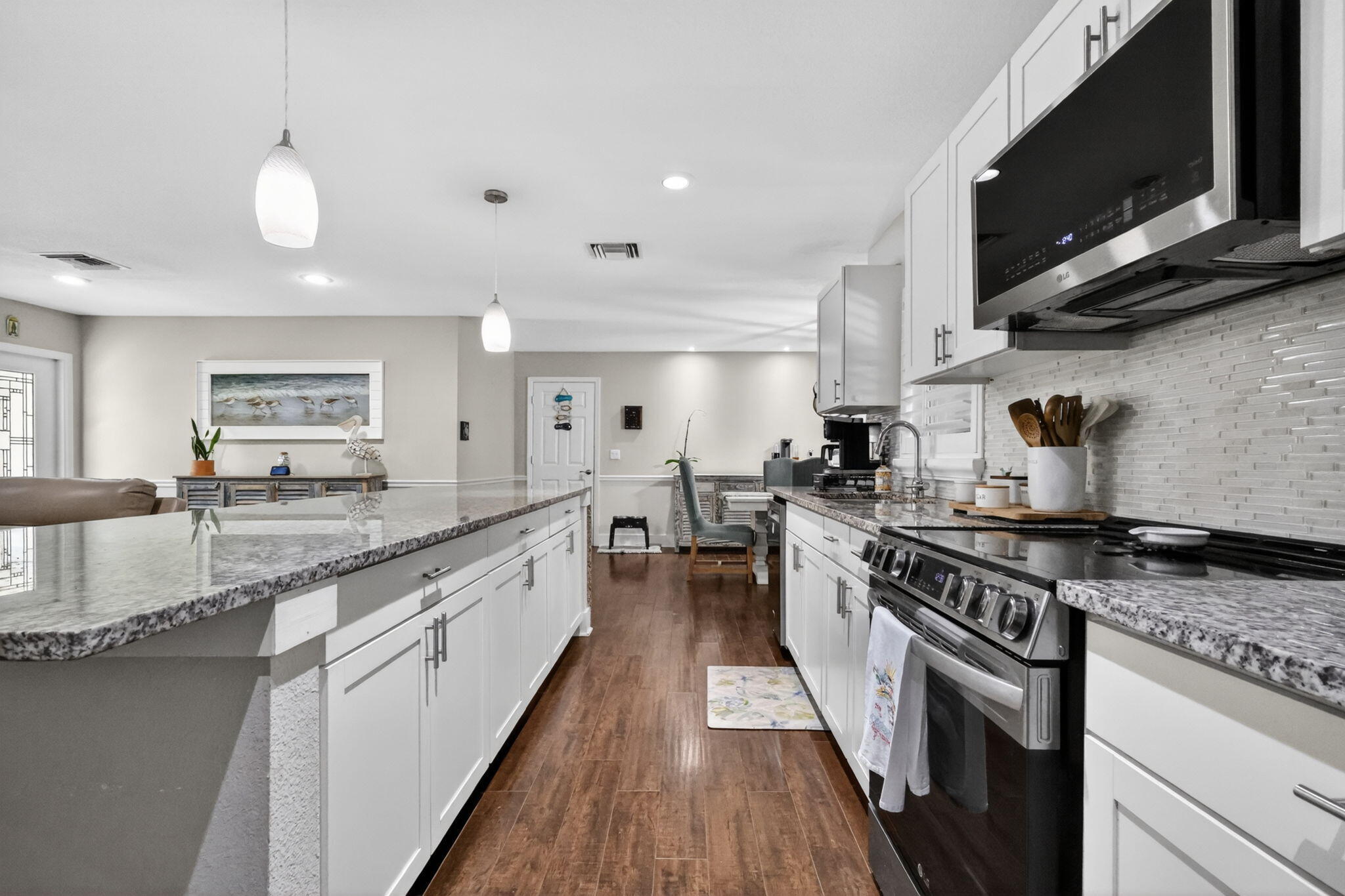 FLORAL PARK LANTANA - Residential