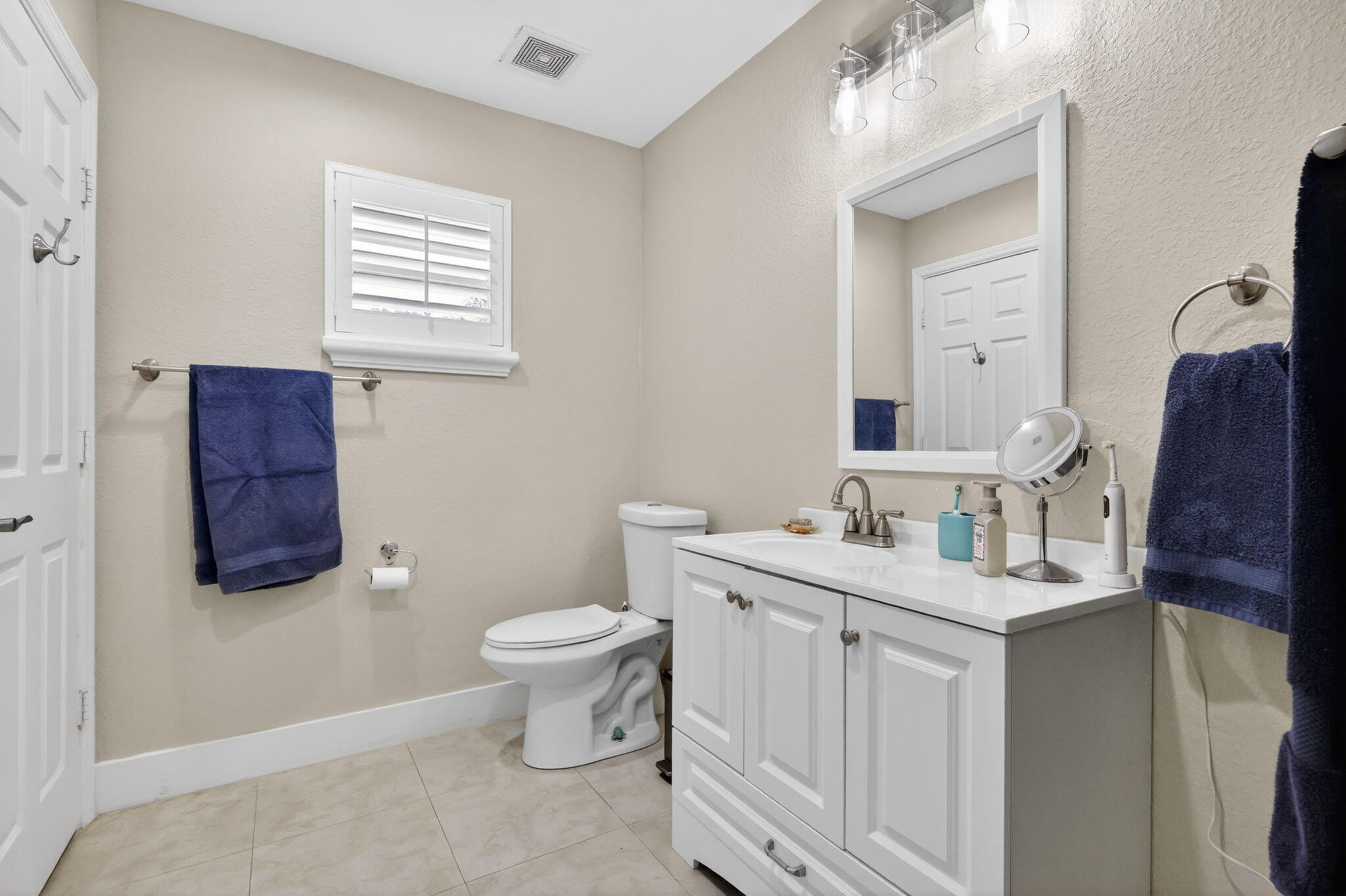 FLORAL PARK LANTANA - Residential
