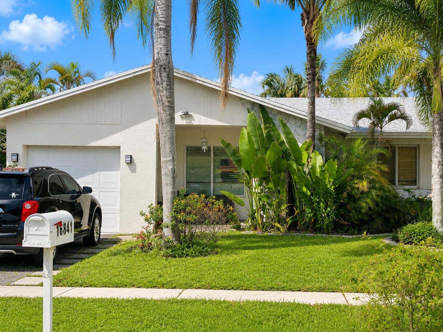 Motivated Seller!! Come see this beautiful 3 bedroom 2 bath  home i located in Weston.The home has impact windows & doors, a newer roof (2023), water heater (2022), & A/C (2018). It has new carpet in the bedrooms. Beautiful view of the amenities from your home. Conveniently located near top schools, parks, shopping and dining. Perfect for entertaining with oversized backyard and patio.  Low HOA fees $275 annually plus 420 a year for the Bonaventure town center amenities which includes, pools, fitness center, racquet ball and much more.